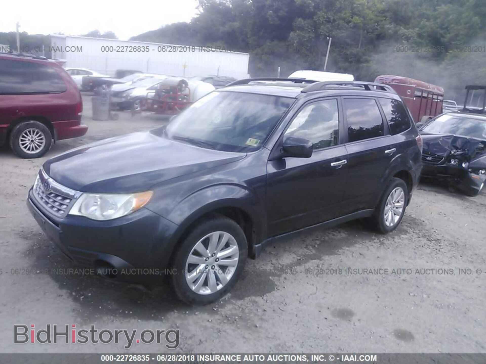 2011 Subaru Forester - VIN: JF2SHADCXBH718169 - Фото 2