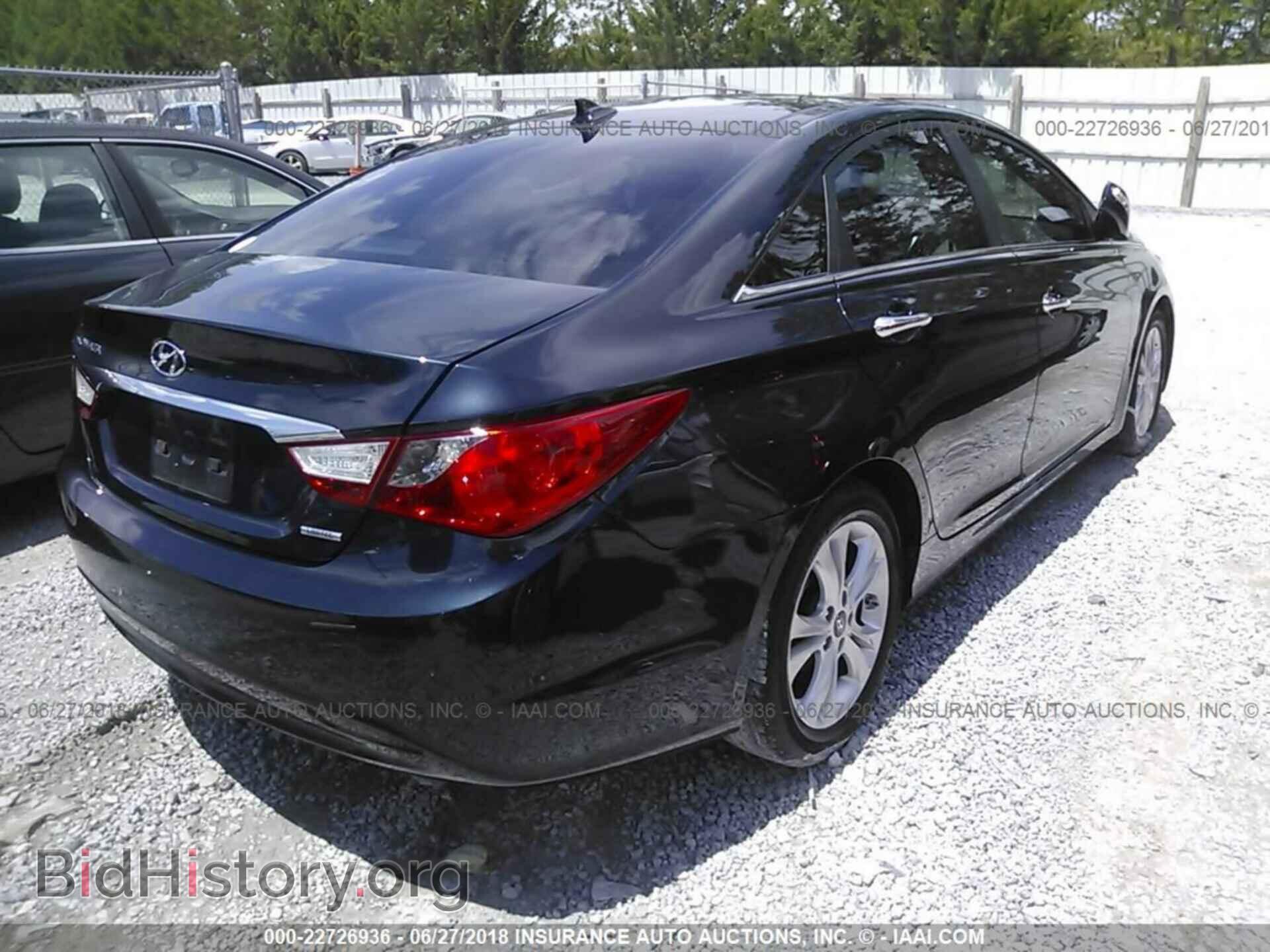 2012 Hyundai Sonata - VIN: 5NPEC4AC9CH456437 - Photo 4