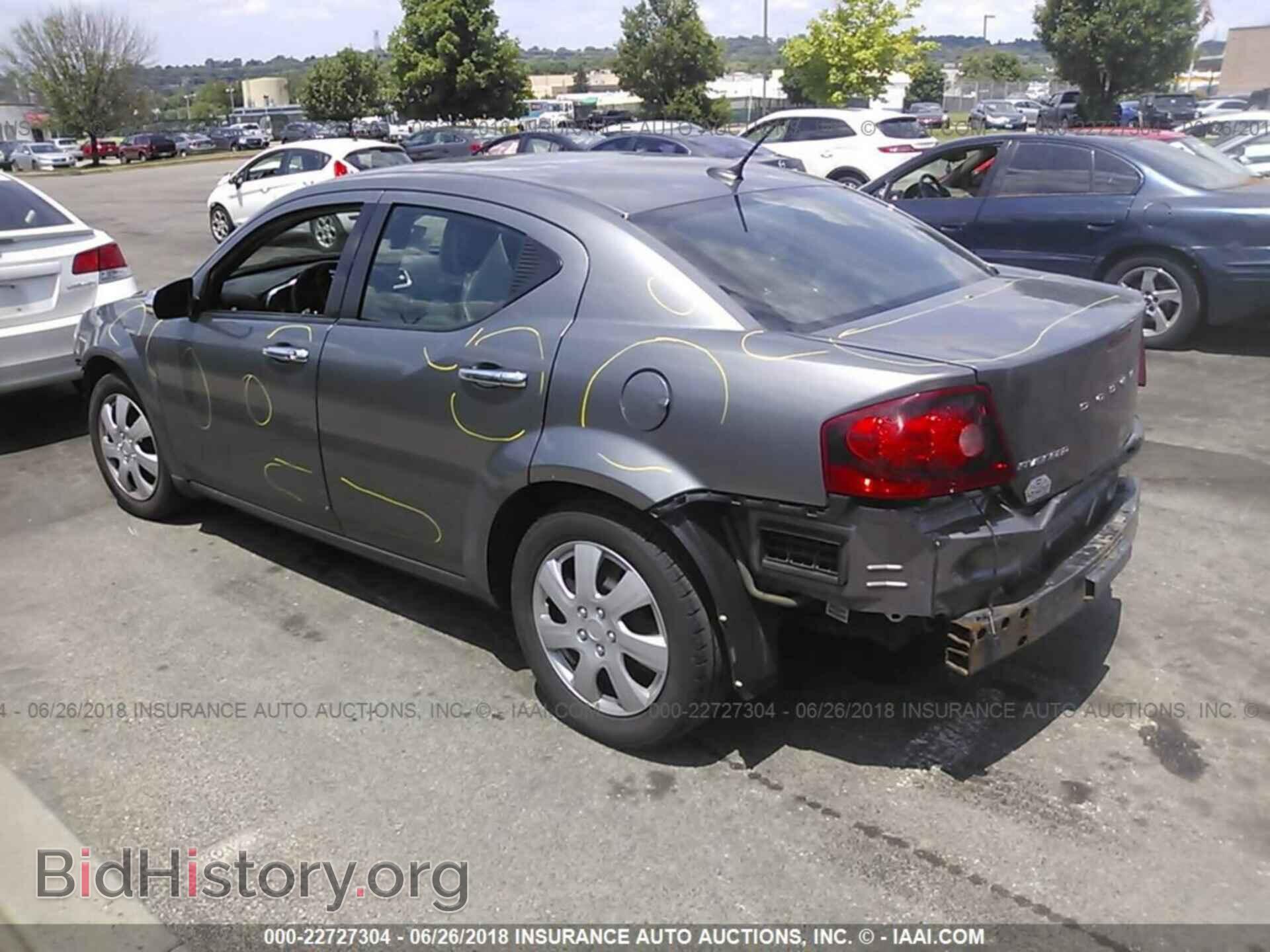 2011 Dodge Avenger - VIN: 1B3BD4FB2BN616917 - Photo 3