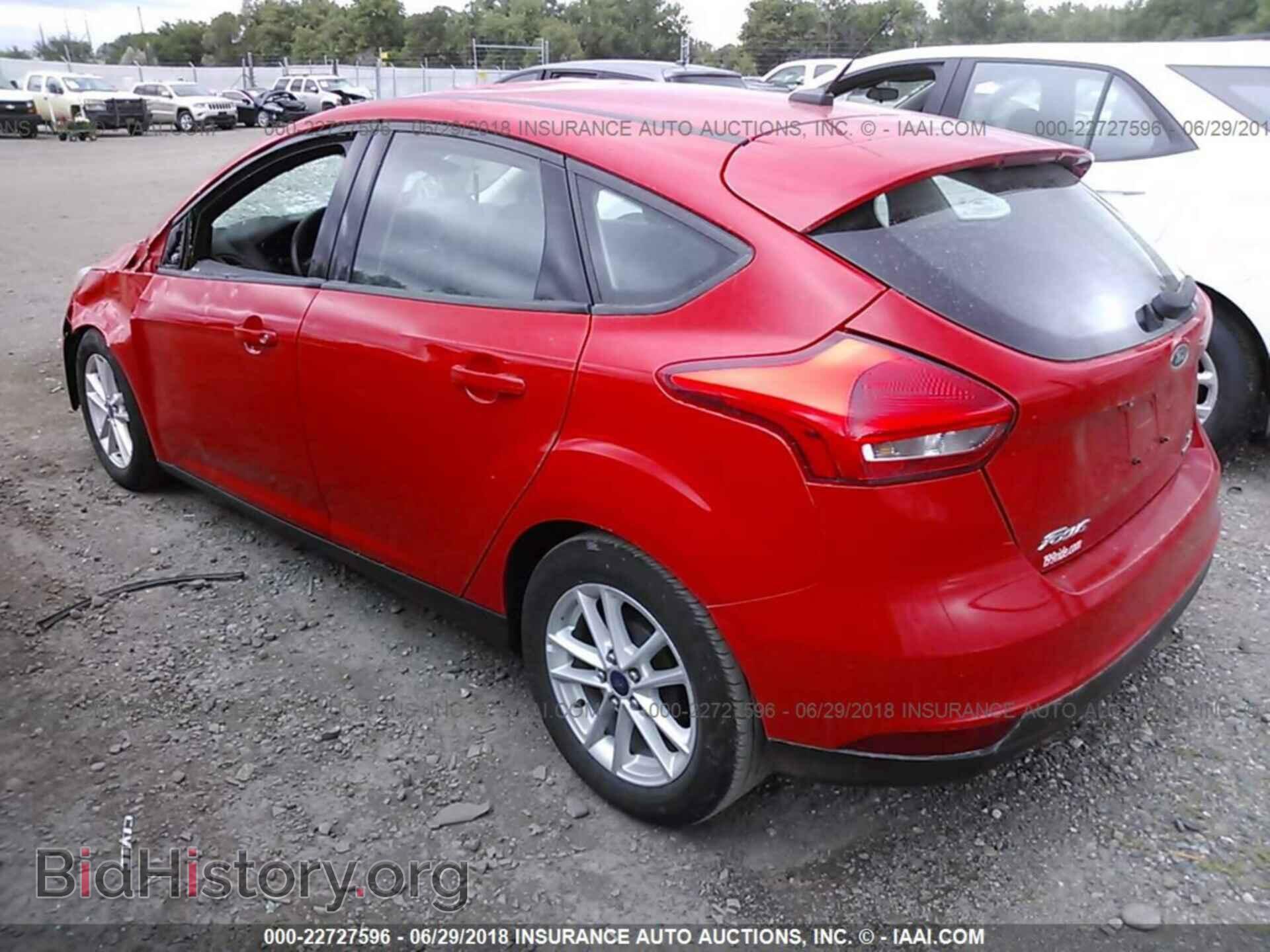 2016 Ford Focus - VIN: 1FADP3K24GL272577 - Фото 3