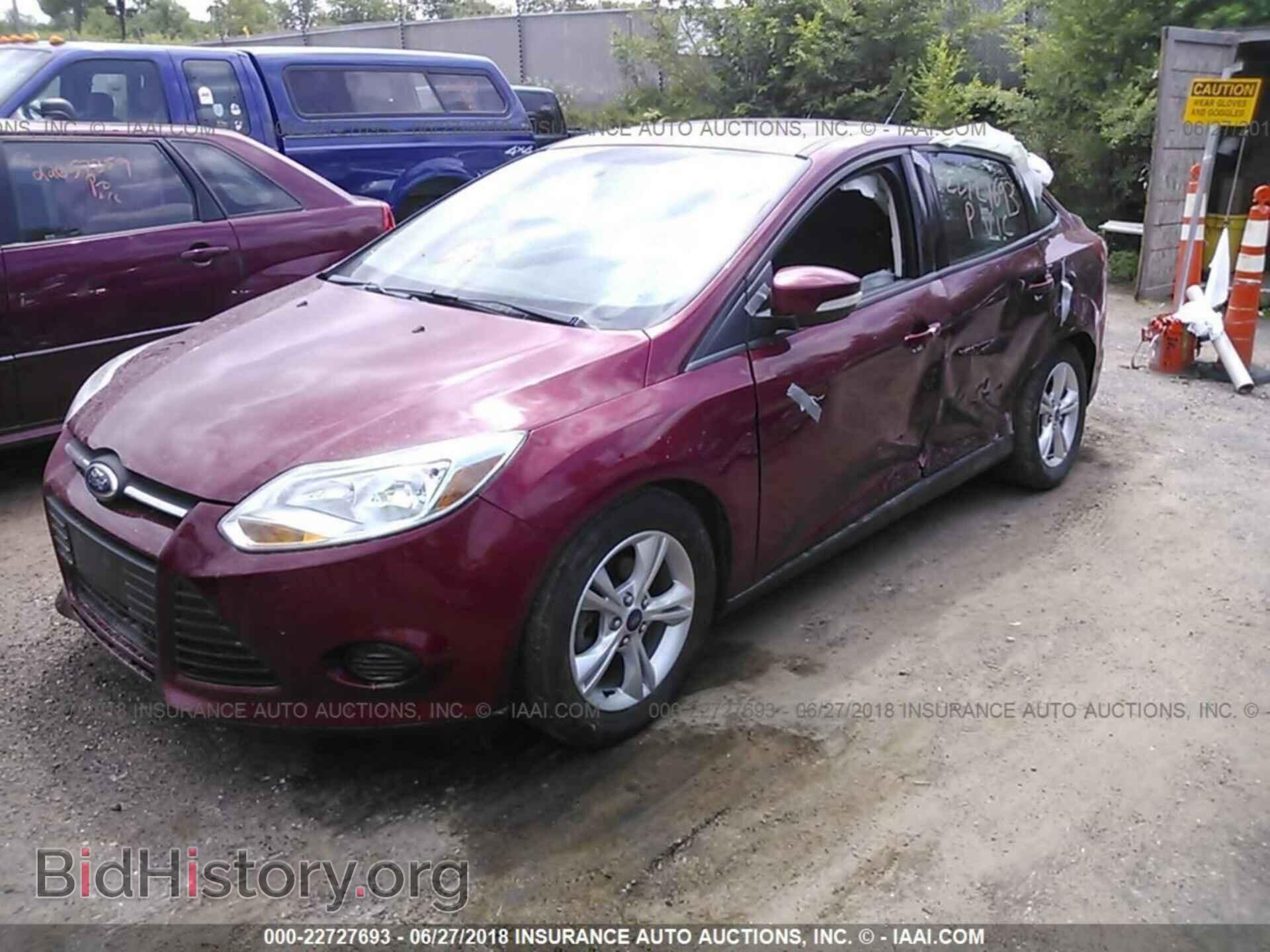2014 Ford Focus - VIN: 1FADP3F25EL346788 - Photo 2