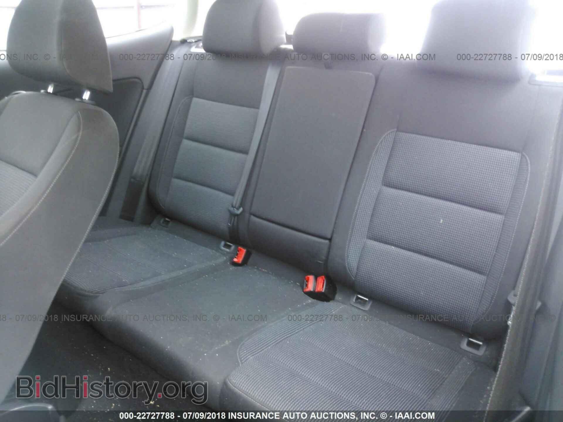 2012 Volkswagen Golf - VIN: WVWAA7AJ3CW287725 - Фото 8