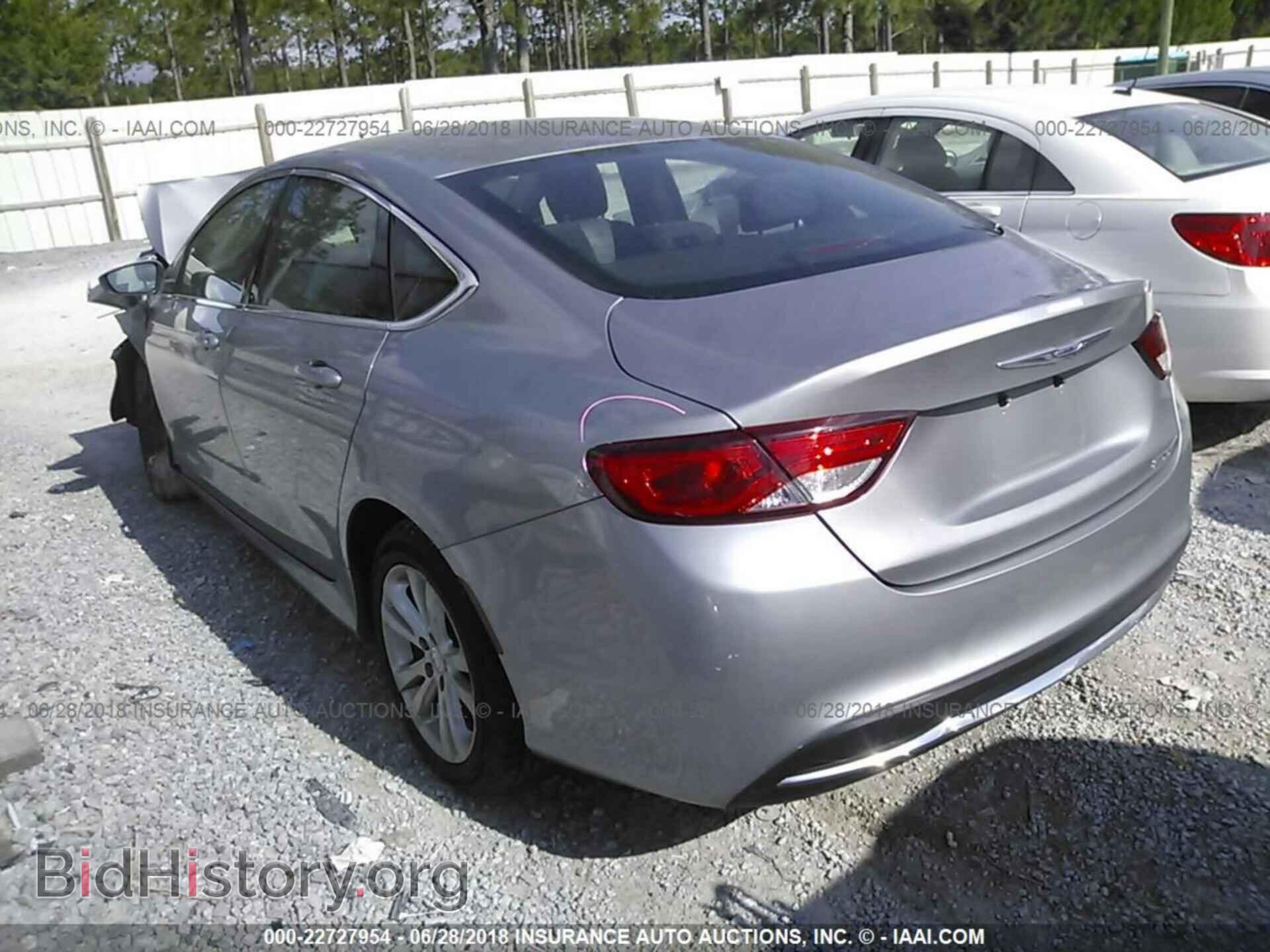 2015 Chrysler 200 - VIN: 1C3CCCABXFN741357 - Фото 3