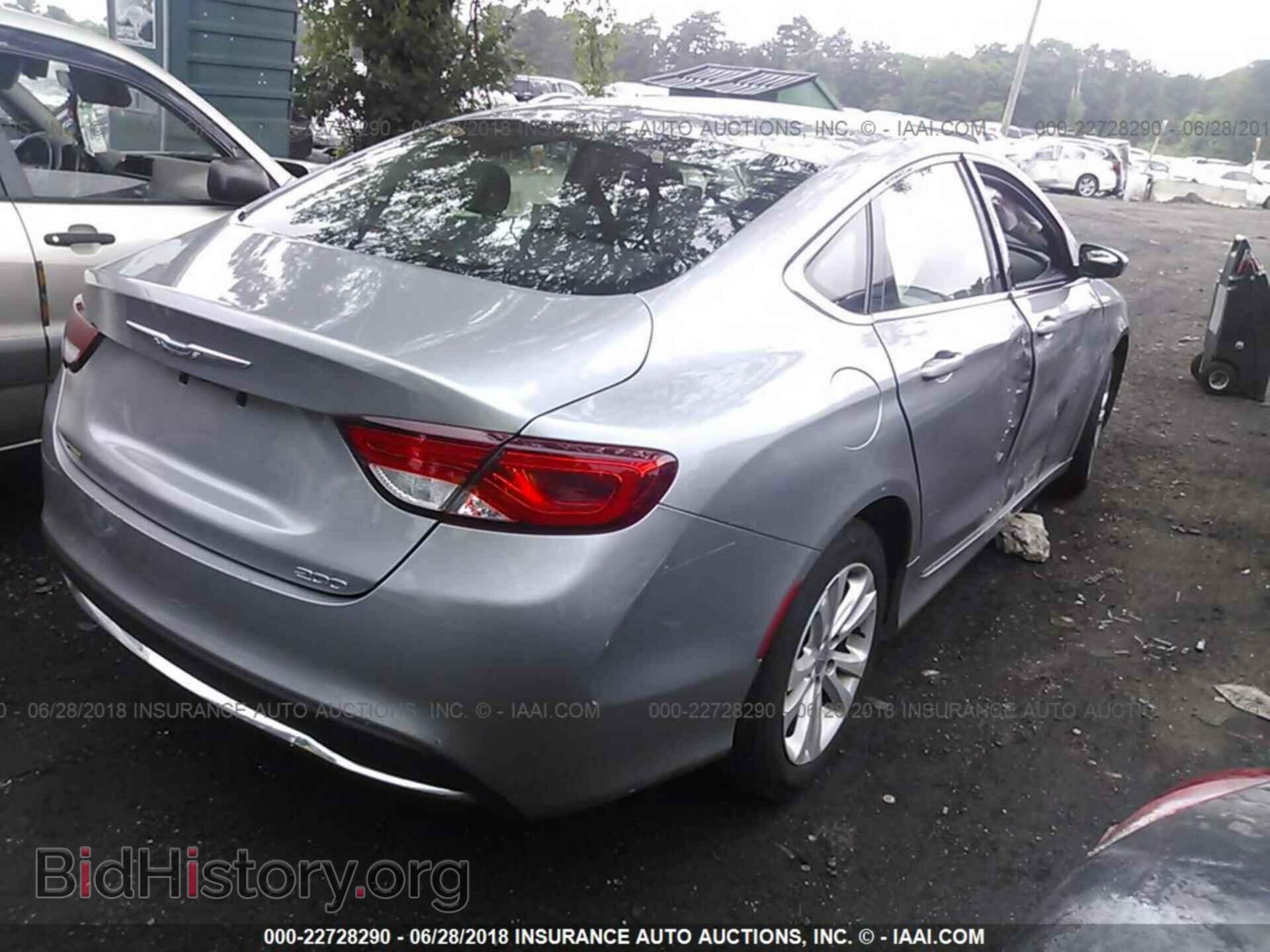 2016 Chrysler 200 - VIN: 1C3CCCAB9GN148882 - Photo 4