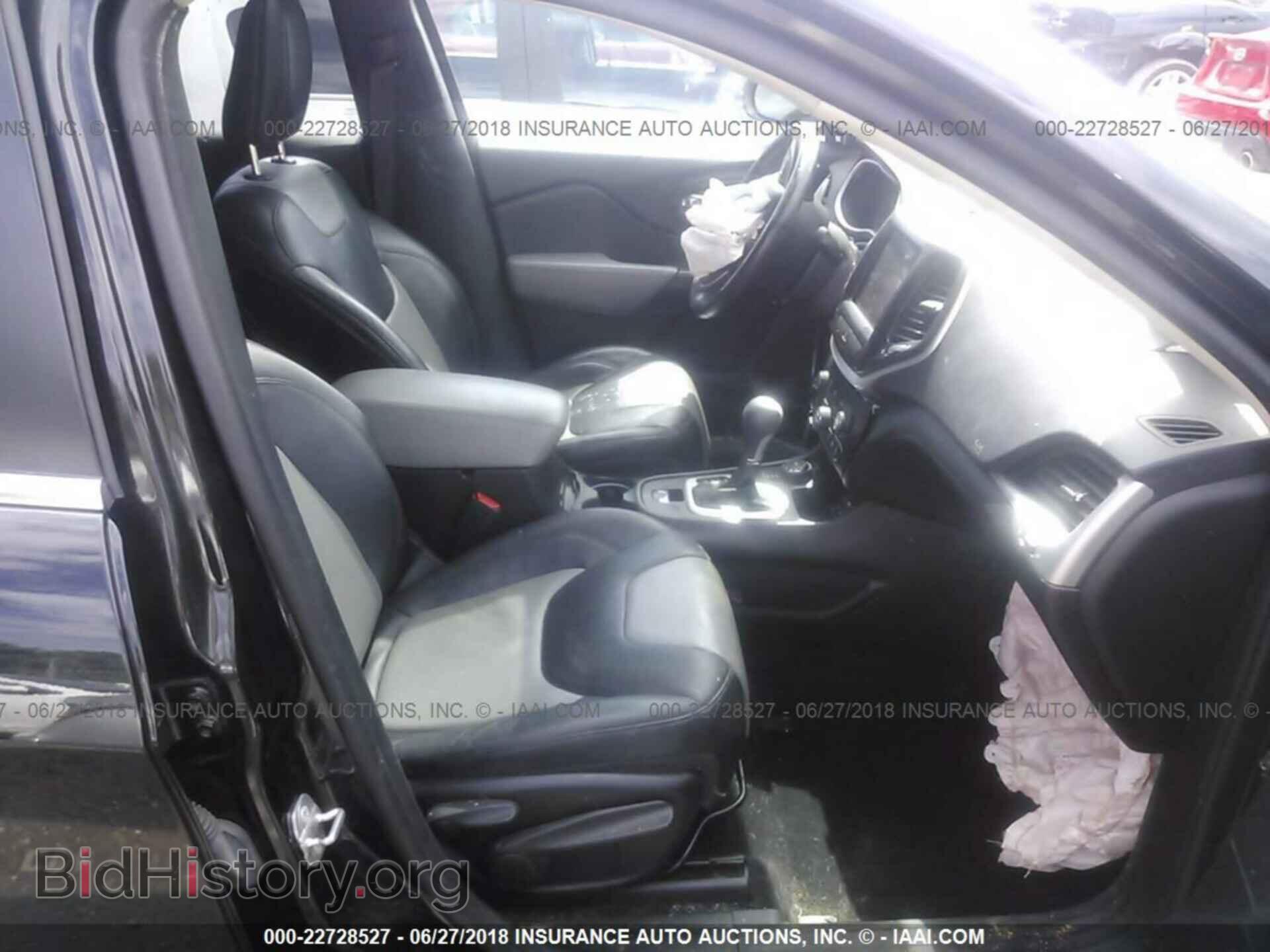 2014 Jeep Cherokee - VIN: 1C4PJMDB7EW250256 - Фото 5