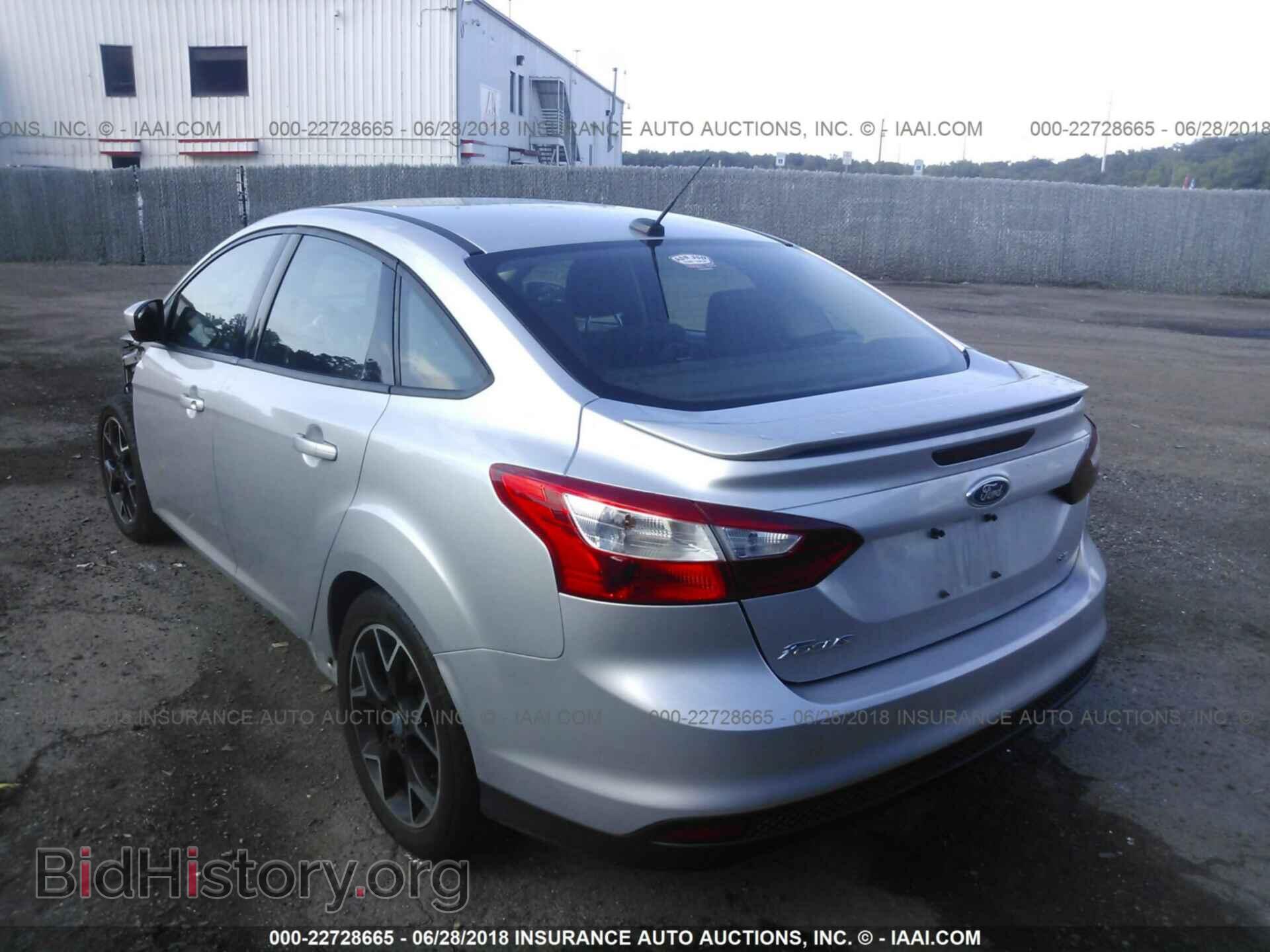 2012 Ford Focus - VIN: 1FAHP3F25CL183025 - Photo 3