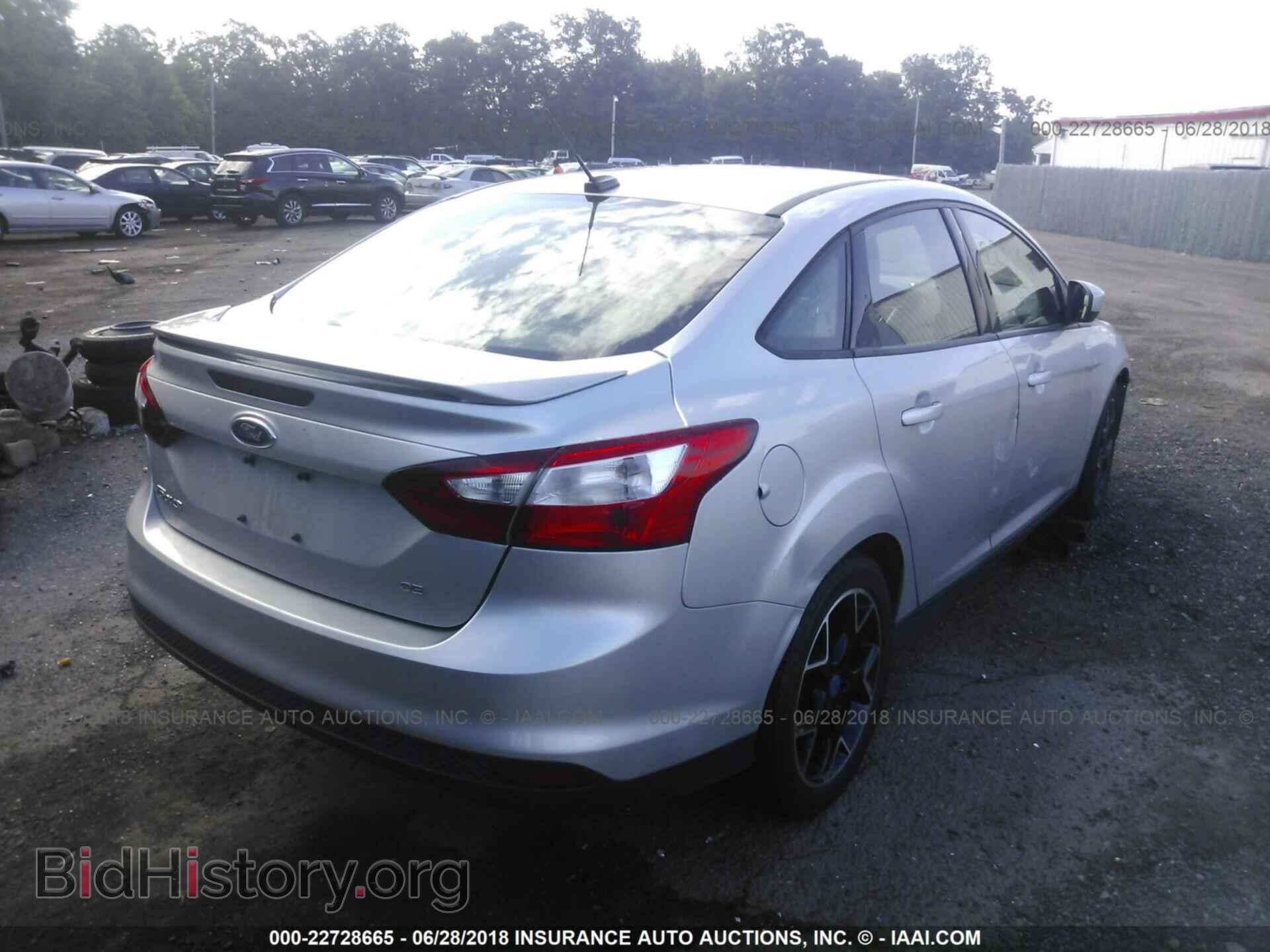2012 Ford Focus - VIN: 1FAHP3F25CL183025 - Photo 4