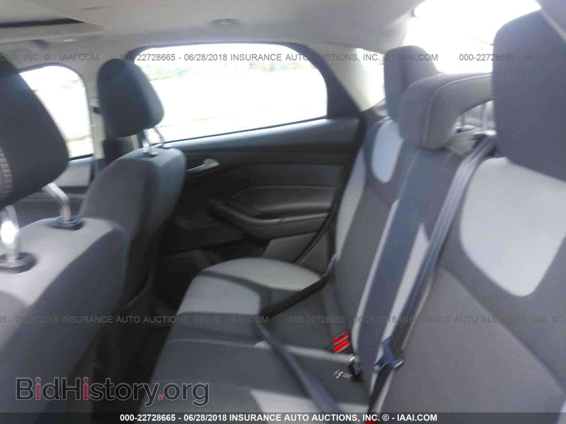 2012 Ford Focus - VIN: 1FAHP3F25CL183025 - Photo 8