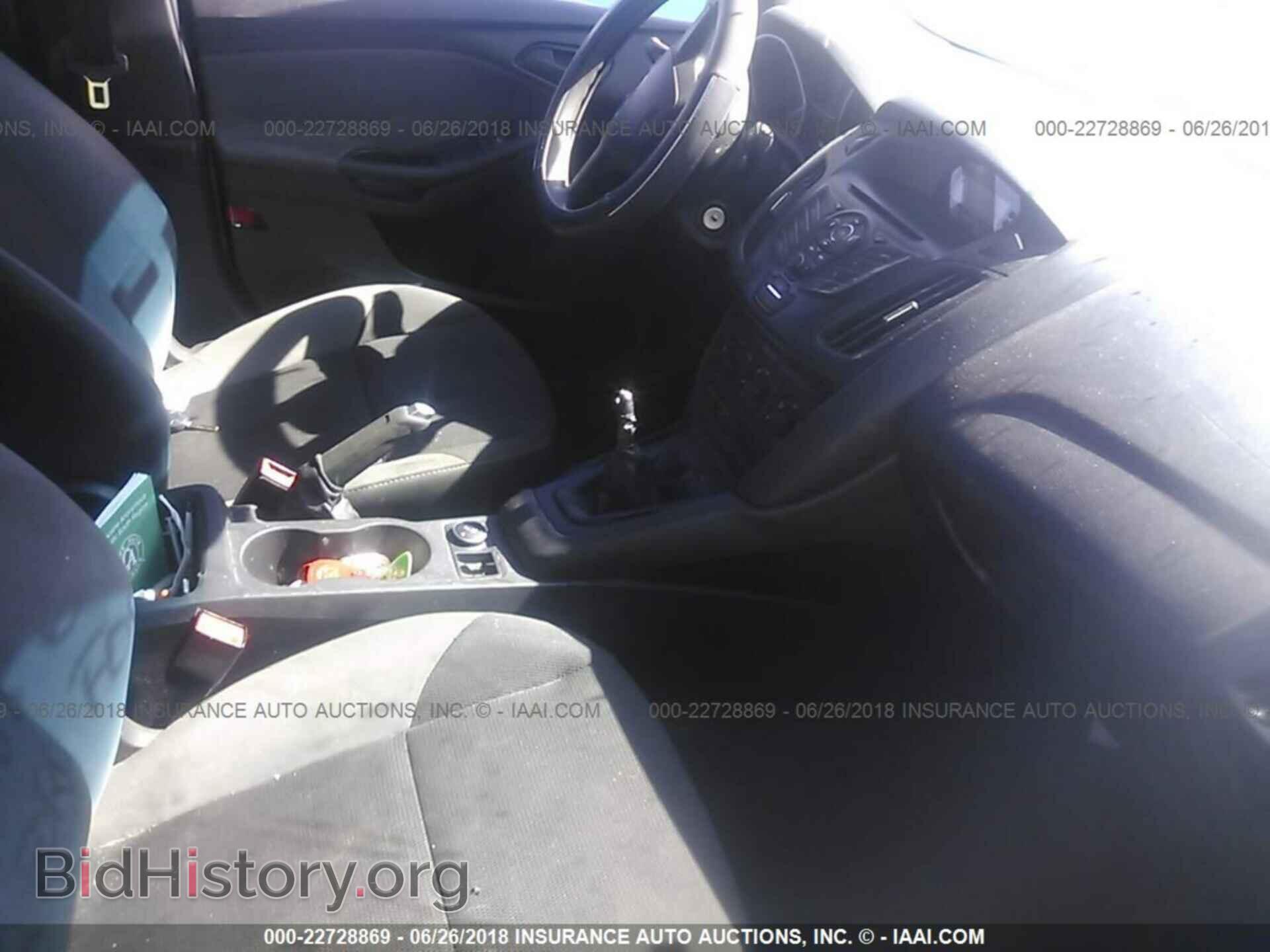 2012 Ford Focus - VIN: 1FAHP3E23CL370863 - Photo 5