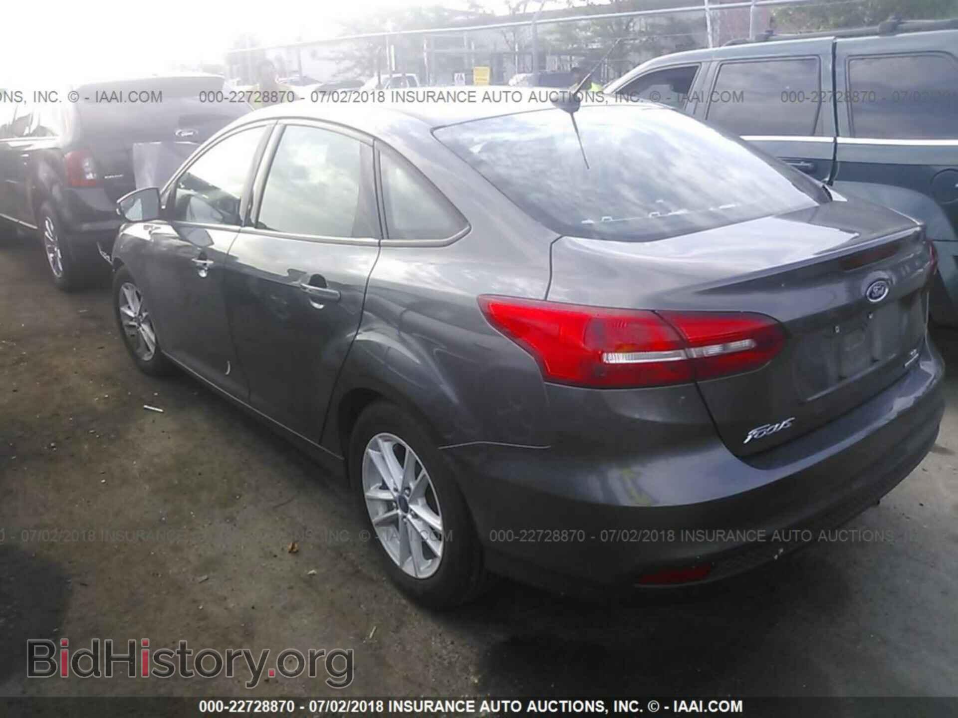 2015 Ford Focus - VIN: 1FADP3F28FL230017 - Фото 3