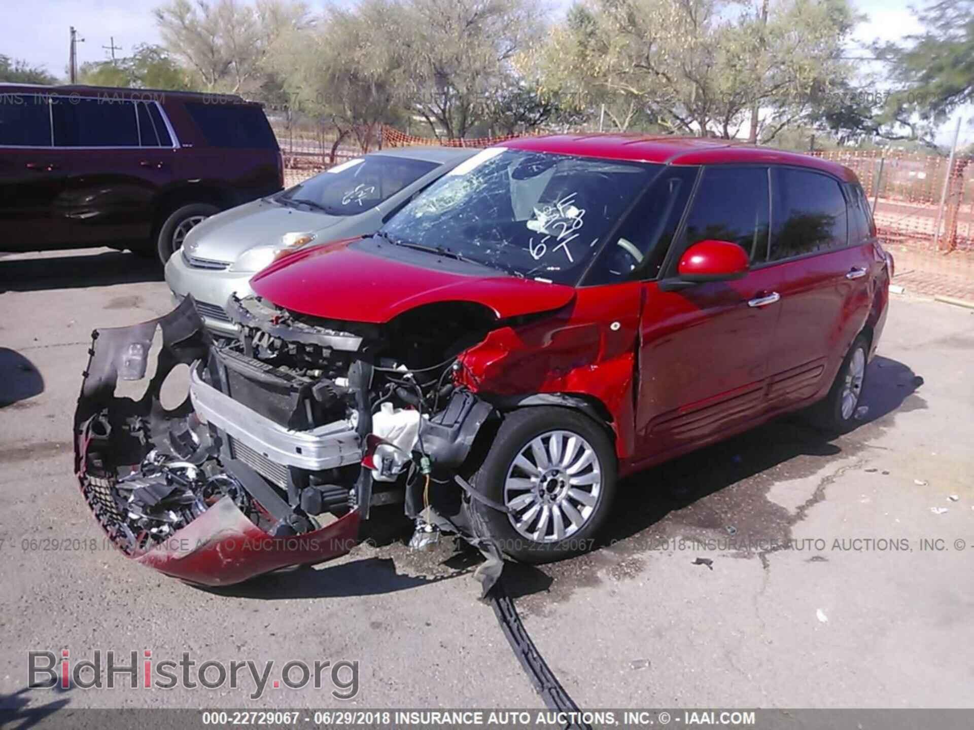 2014 Fiat 500l - VIN: ZFBCFABH9EZ002856 - Фото 2