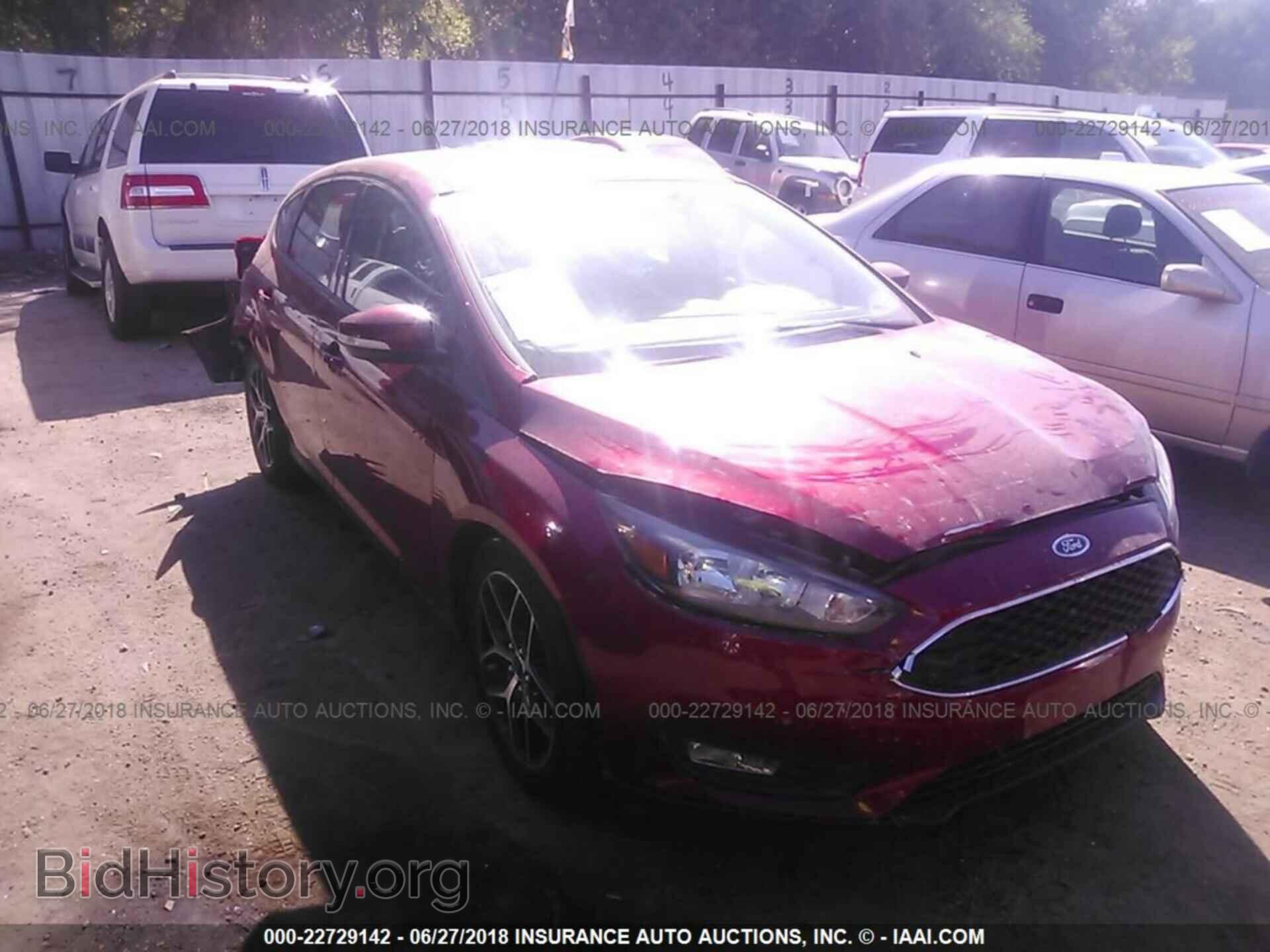 Photo 1FADP3M24HL211843 - Ford Focus 2017