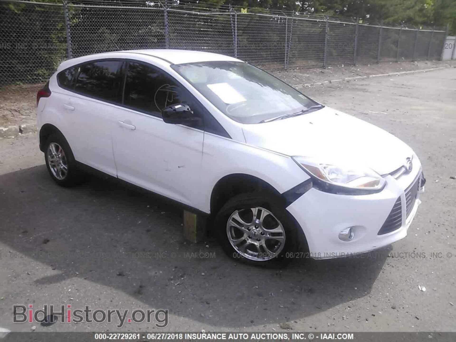 Photo 1FAHP3K25CL247859 - Ford Focus 2012