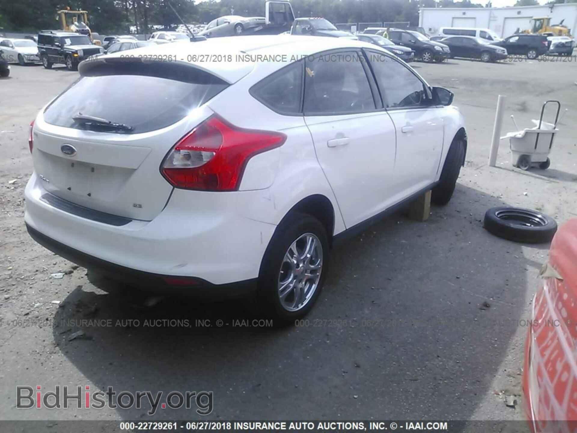 2012 Ford Focus - VIN: 1FAHP3K25CL247859 - Photo 4