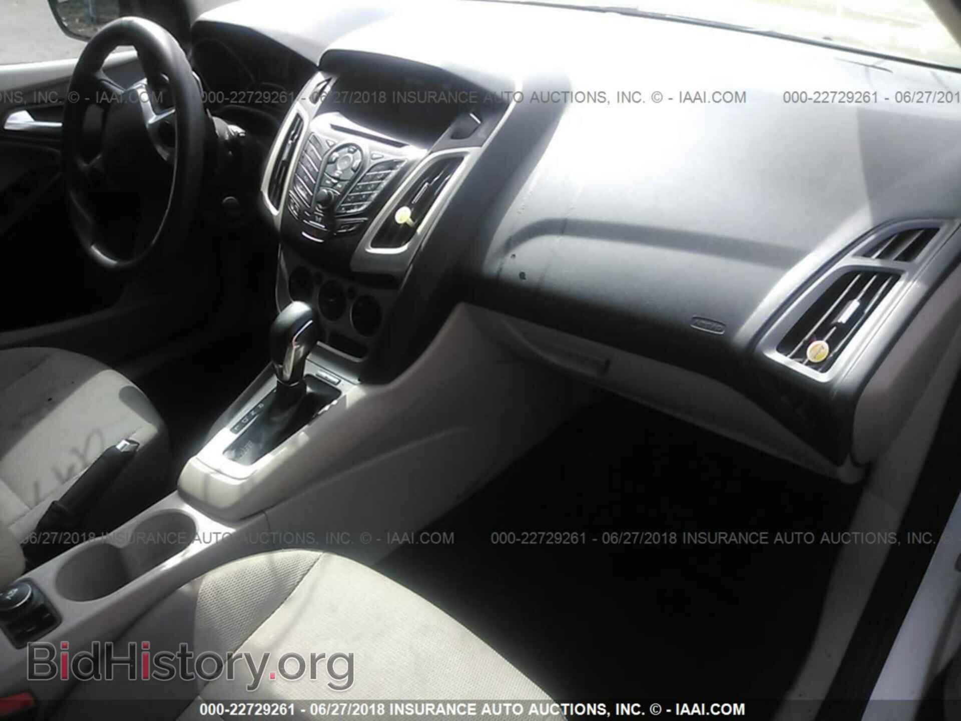 2012 Ford Focus - VIN: 1FAHP3K25CL247859 - Photo 5