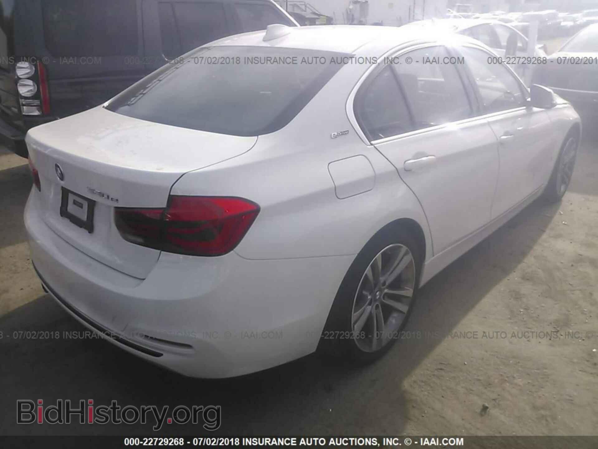 2018 Bmw 330e - VIN: WBA8E1C54JA178200 - Фото 4