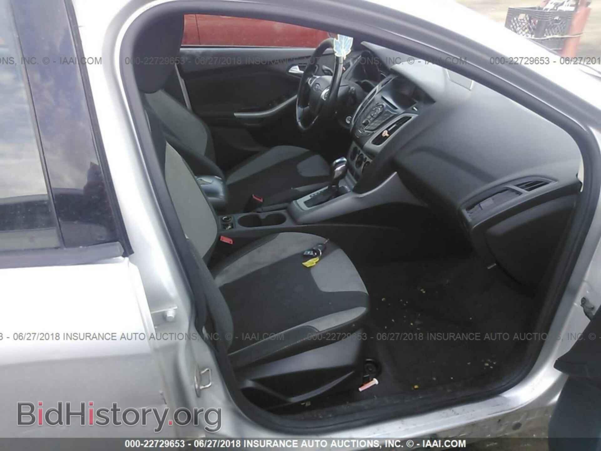 2012 Ford Focus - VIN: 1FAHP3K26CL188806 - Фото 5