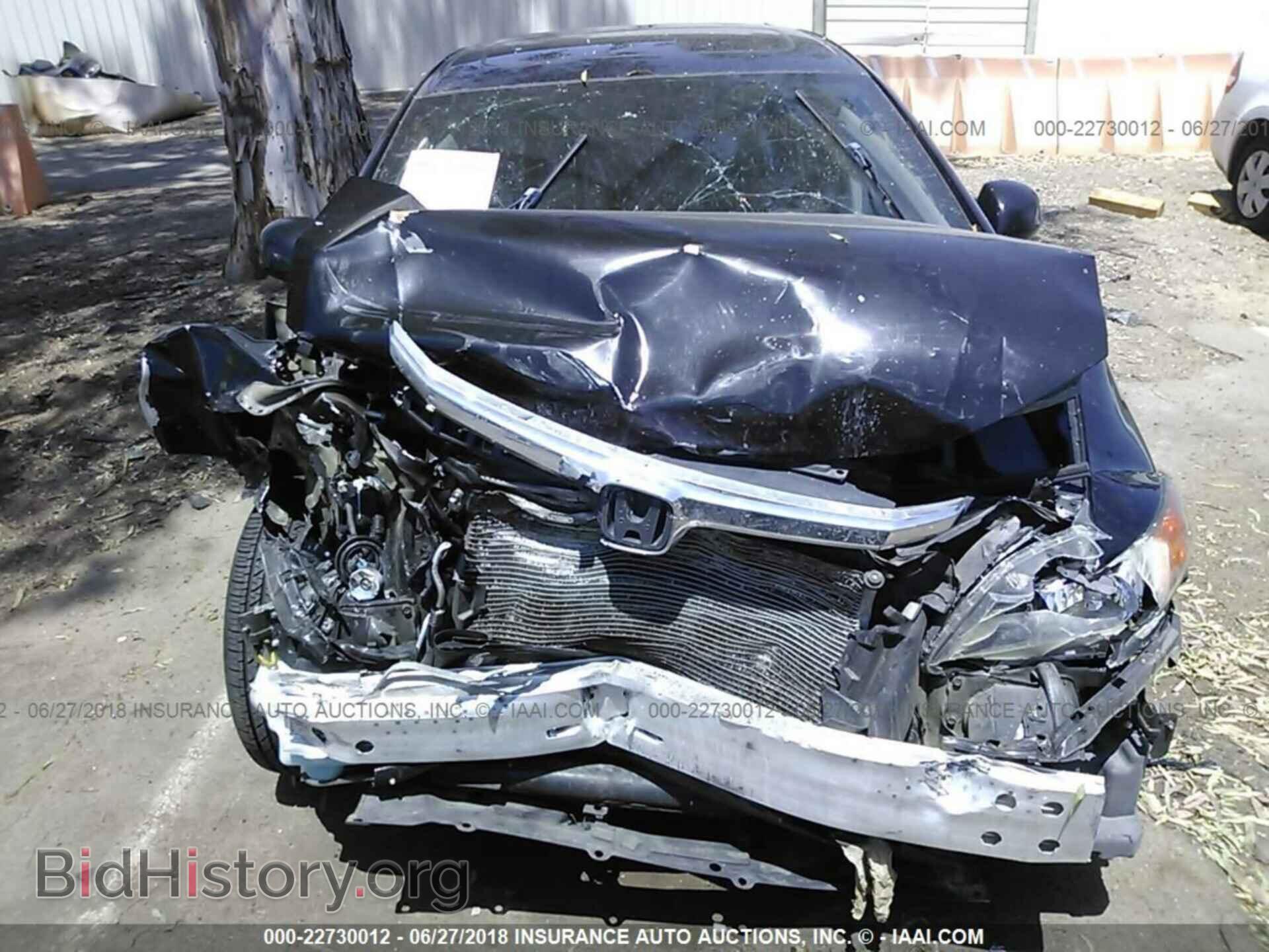 2012 Honda Civic - VIN: 2HGFB2F87CH329924 - Photo 6