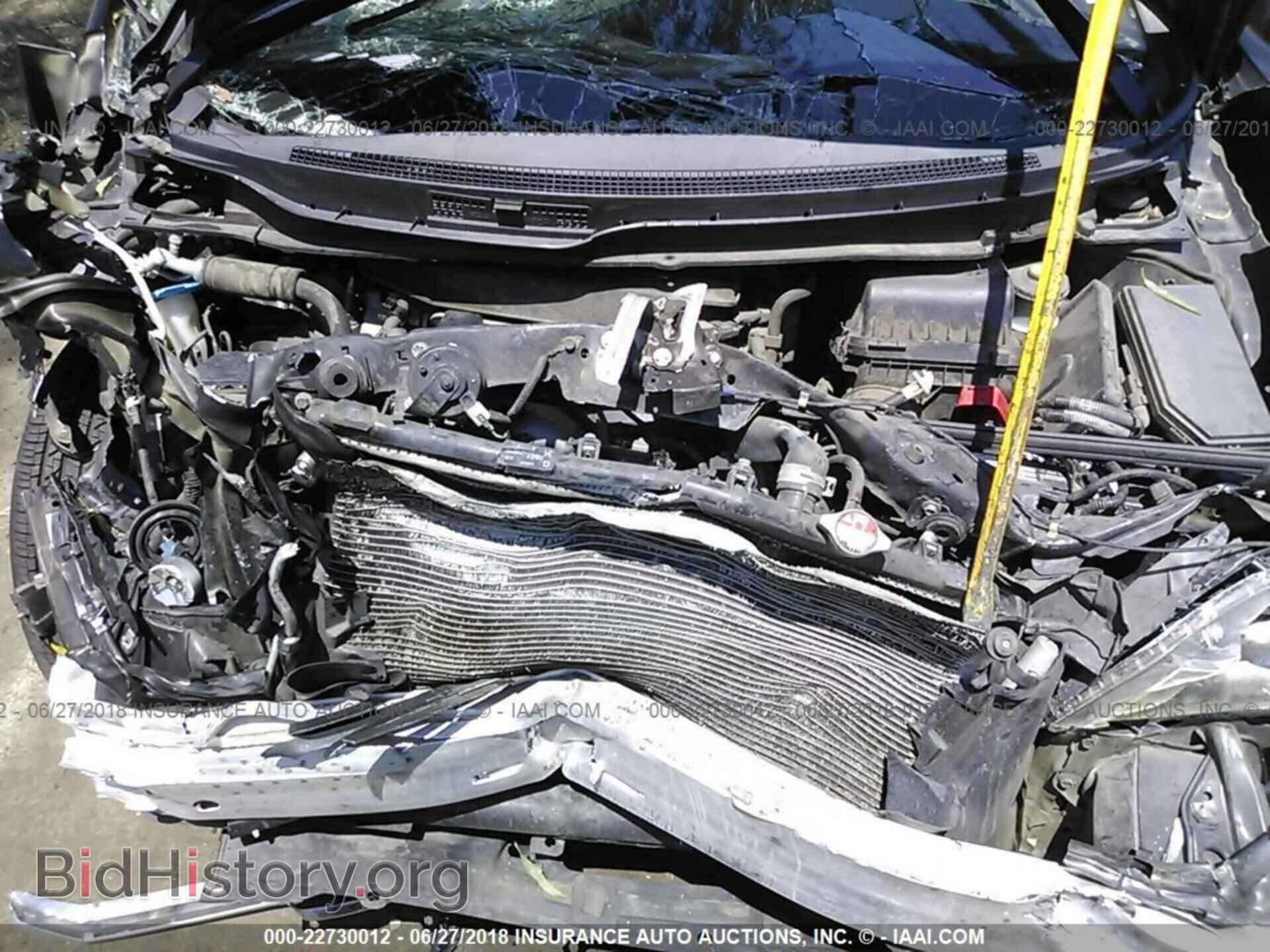 2012 Honda Civic - VIN: 2HGFB2F87CH329924 - Photo 10