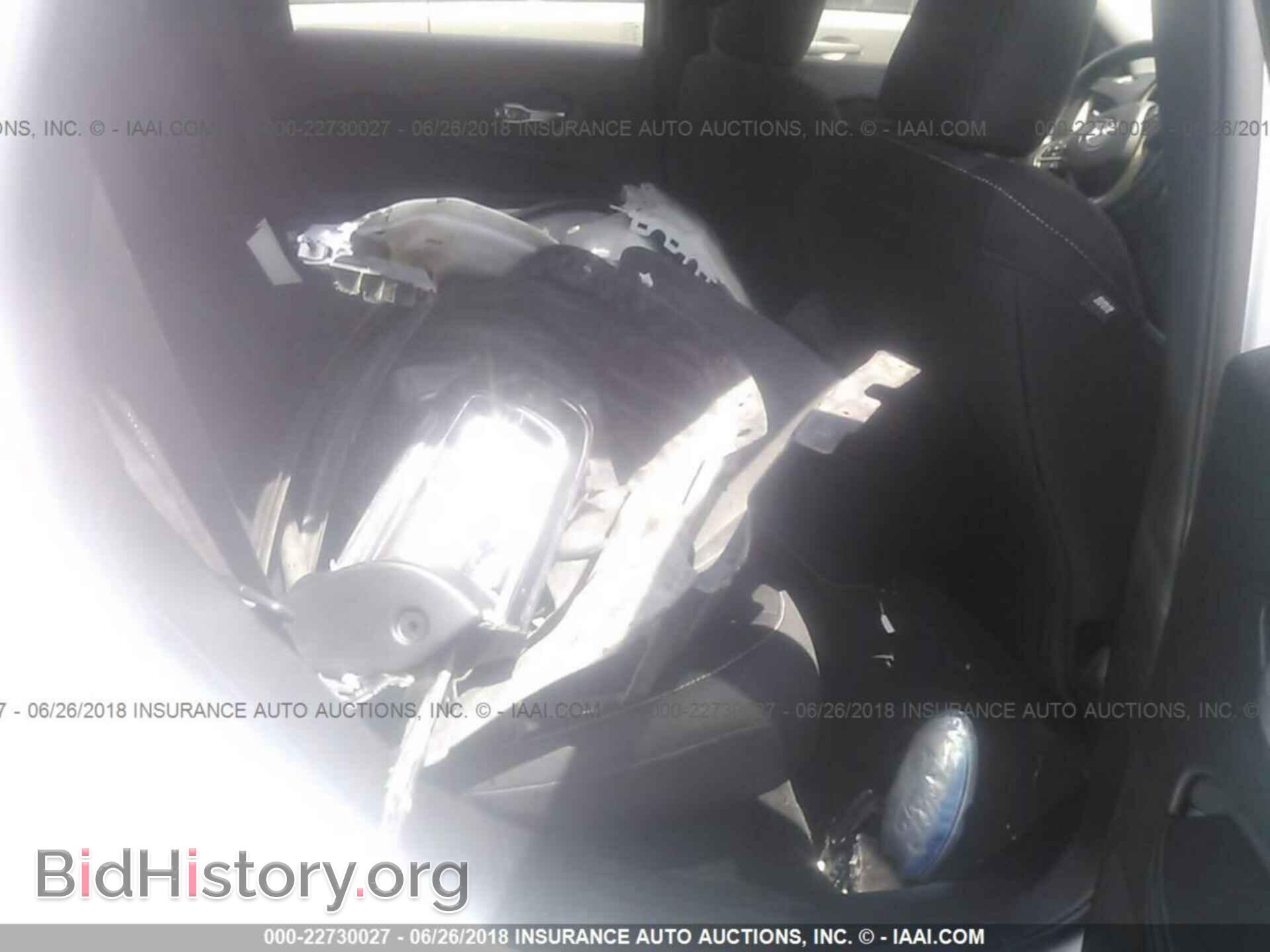 2015 Jeep Cherokee - VIN: 1C4PJLCB4FW722894 - Фото 8