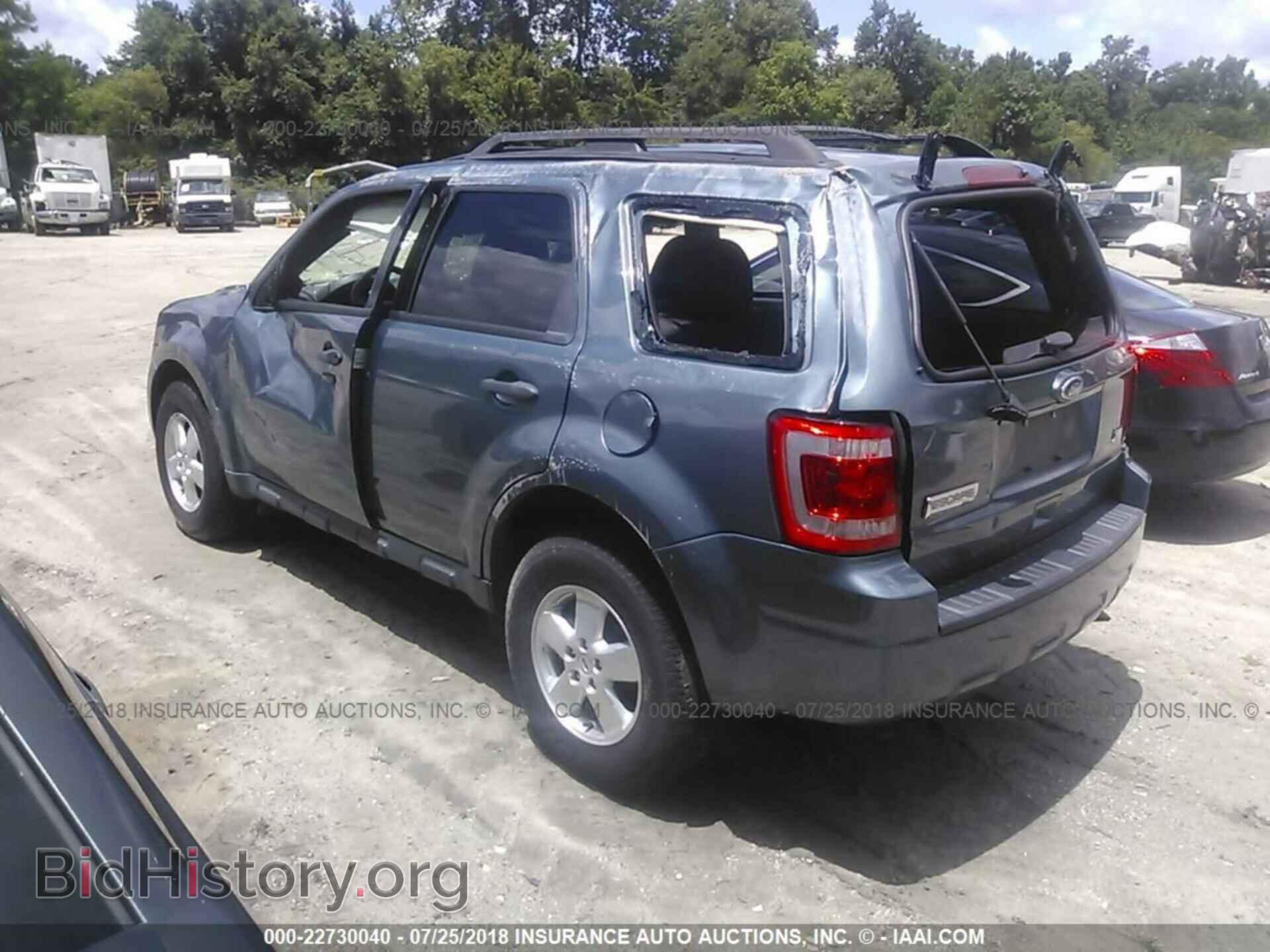 2012 Ford Escape - VIN: 1FMCU0DG8CKC36022 - Photo 3