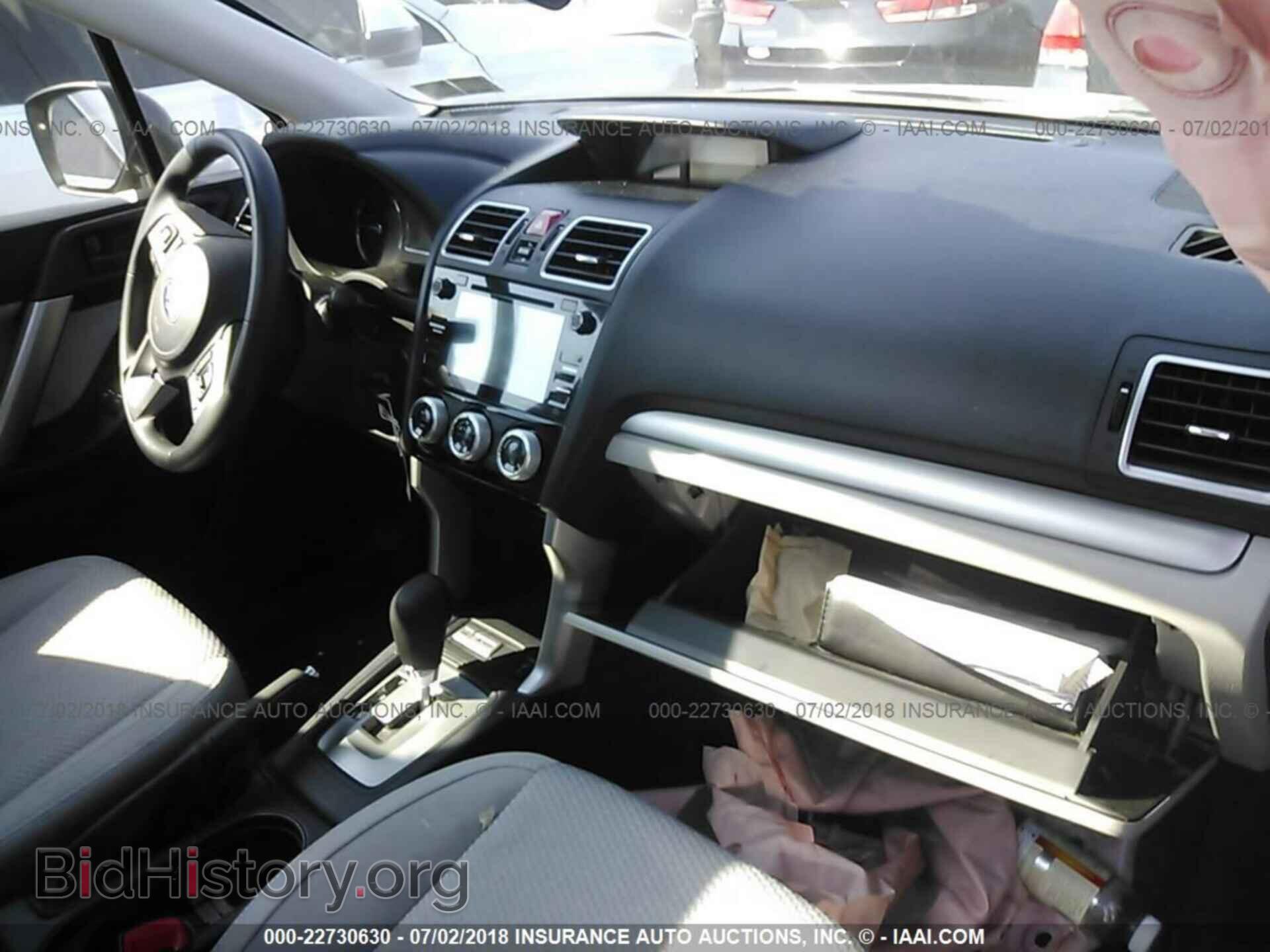2017 Subaru Forester - VIN: JF2SJAGC1HH496081 - Фото 5