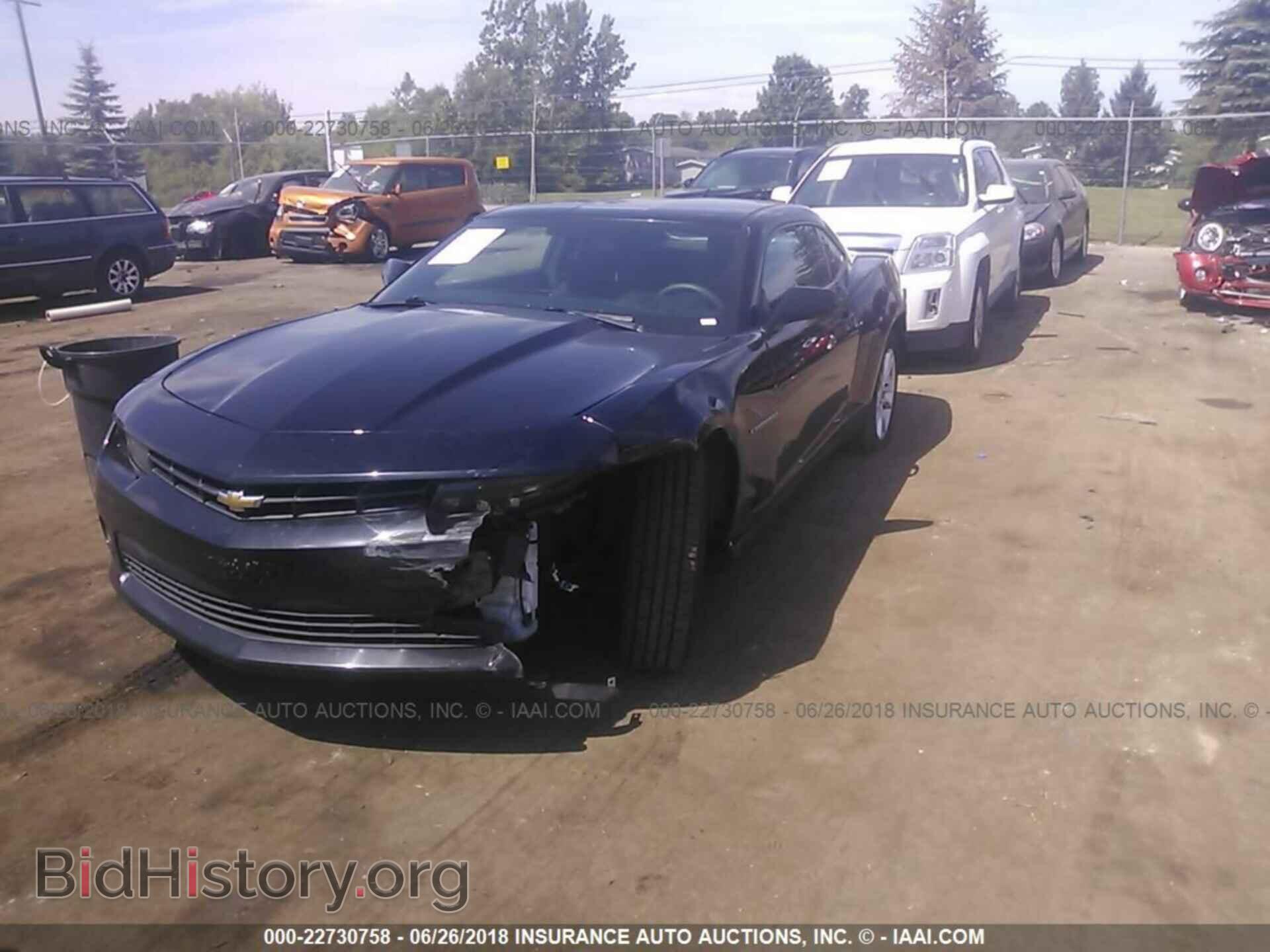 2014 Chevrolet Camaro - VIN: 2G1FA1E33E9217497 - Фото 2