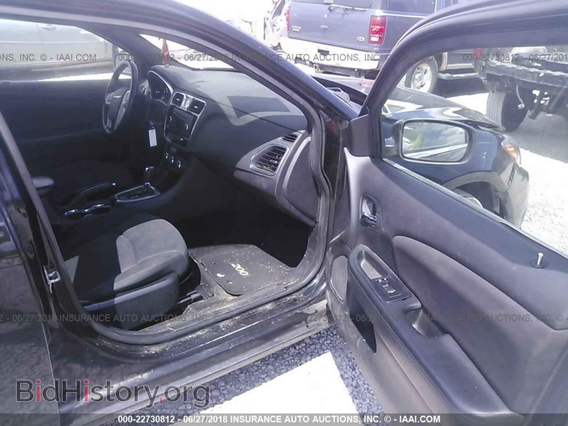 2013 Chrysler 200 - VIN: 1C3CCBBB0DN674354 - Photo 5