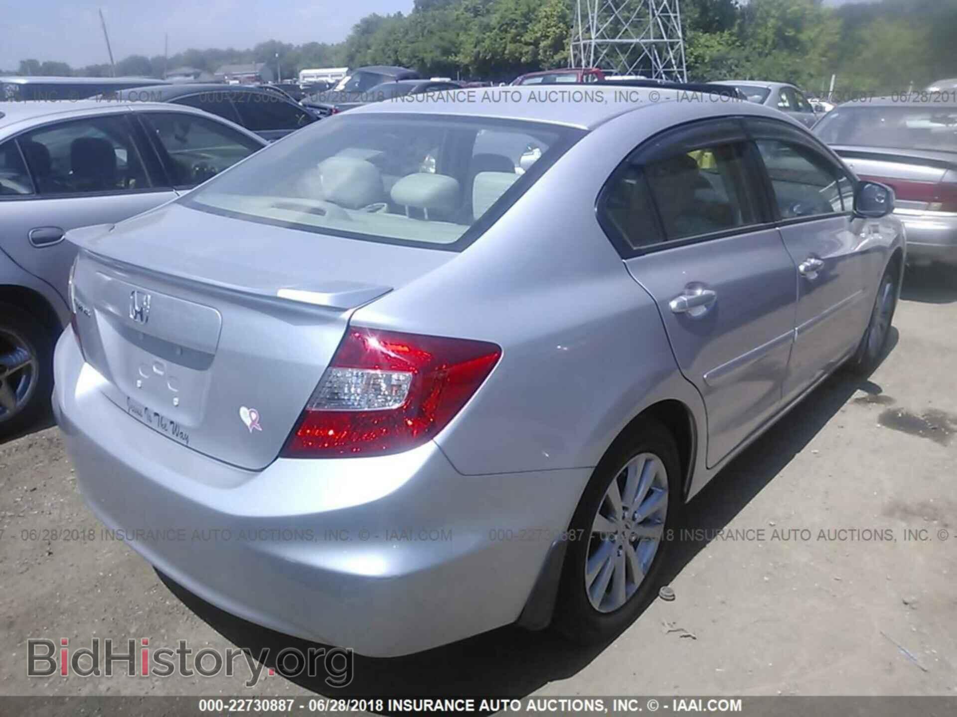 2012 Honda CIVIC (VIN 19XFB2F84CE009728) — фото 4 из 10