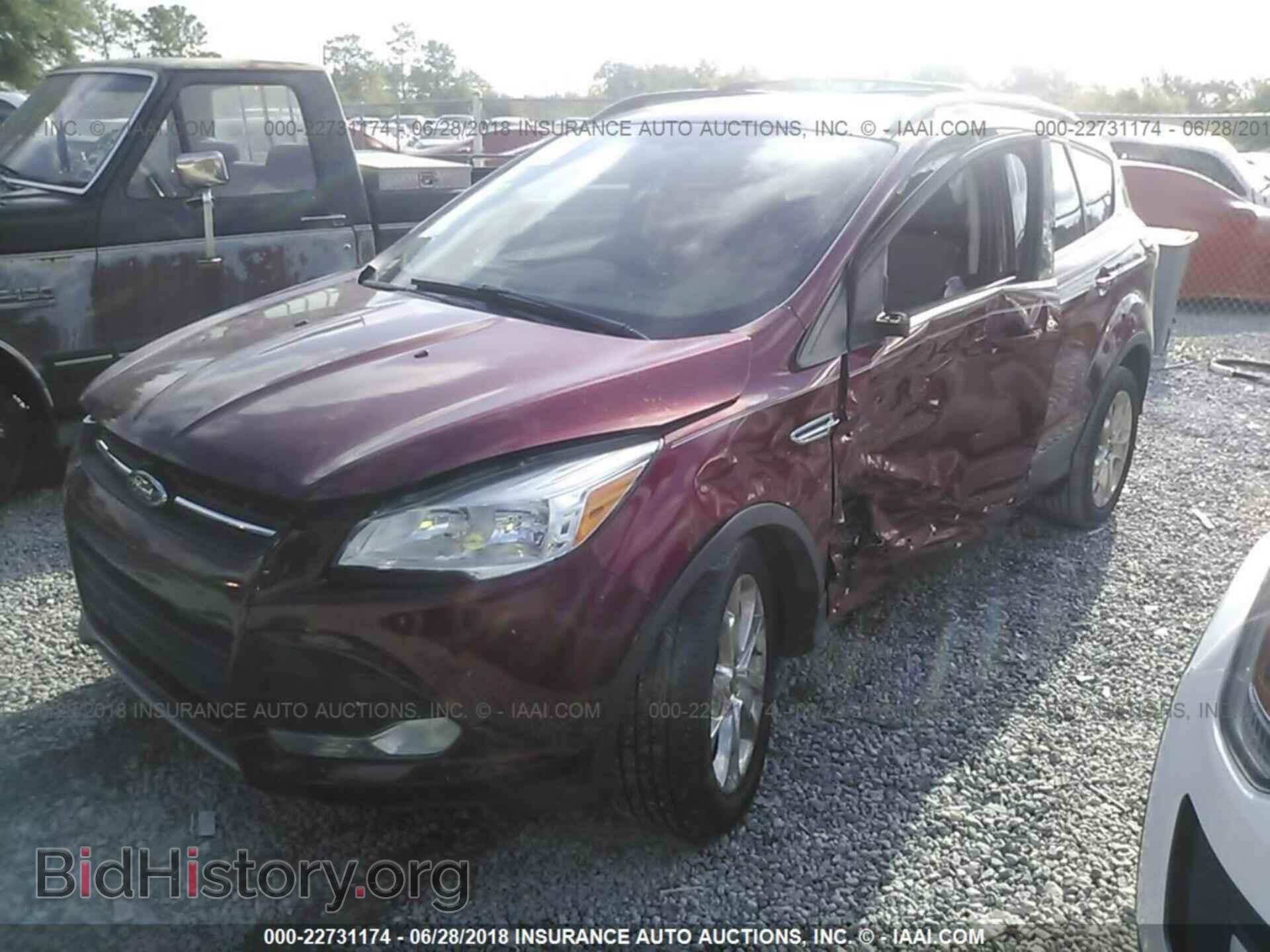 2013 Ford Escape - VIN: 1FMCU0GX3DUA84393 - Photo 2