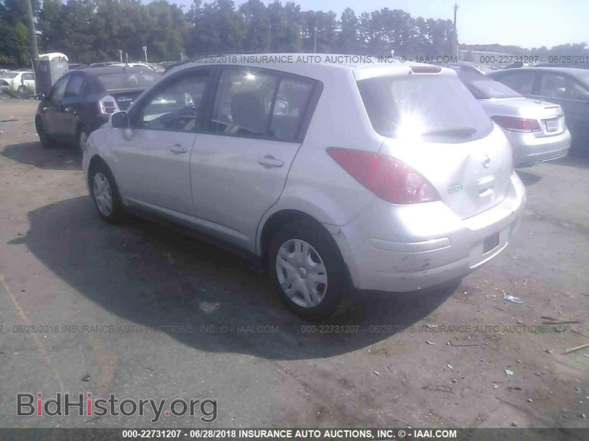 2011 Nissan Versa - VIN: 3N1BC1CP2BL485216 - Фото 3