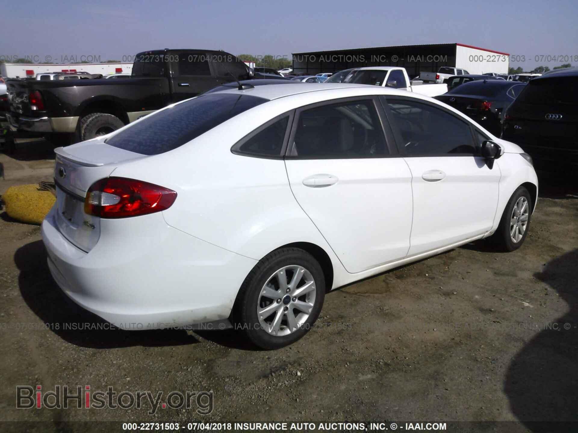 2012 Ford Fiesta - VIN: 3FADP4BJ5CM221014 - Фото 4