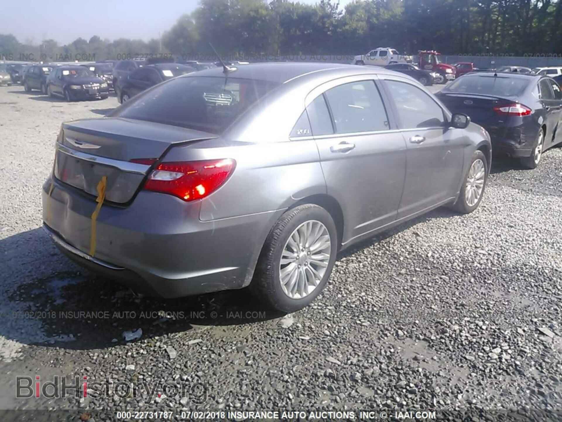 2012 Chrysler 200 - VIN: 1C3CCBCG5CN124091 - Фото 4