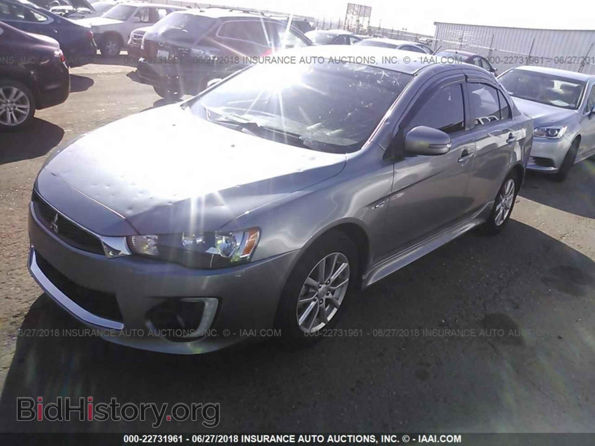 2016 Mitsubishi Lancer - VIN: JA32U2FU8GU007475 - Фото 2