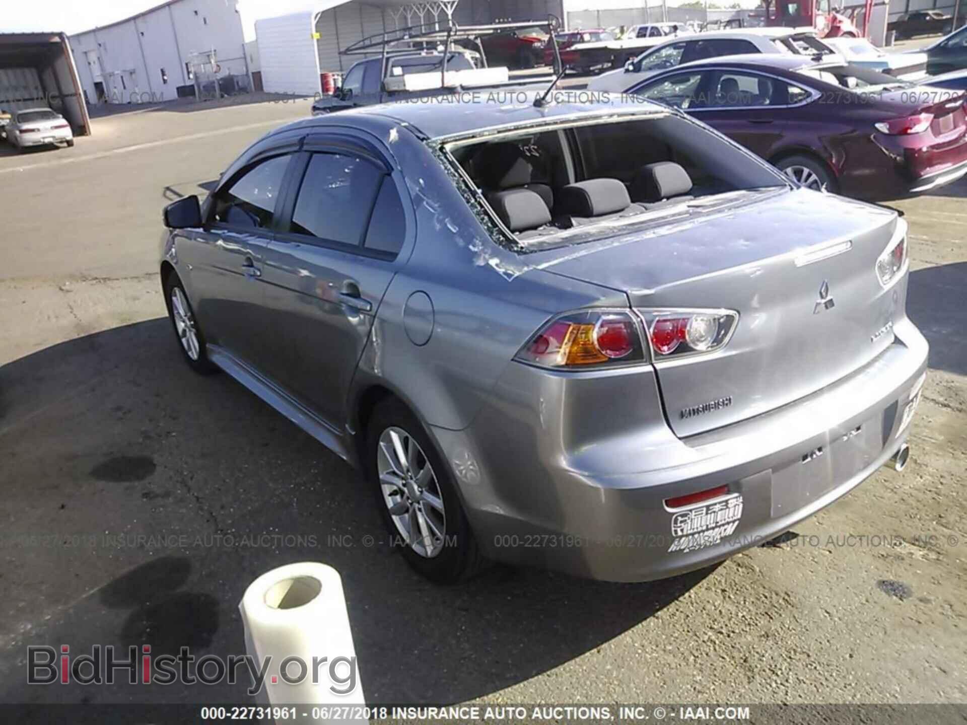 2016 Mitsubishi Lancer - VIN: JA32U2FU8GU007475 - Фото 3