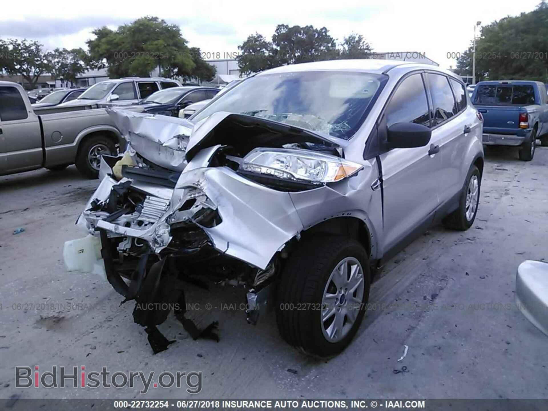 2013 Ford Escape - VIN: 1FMCU0F72DUB43922 - Photo 2