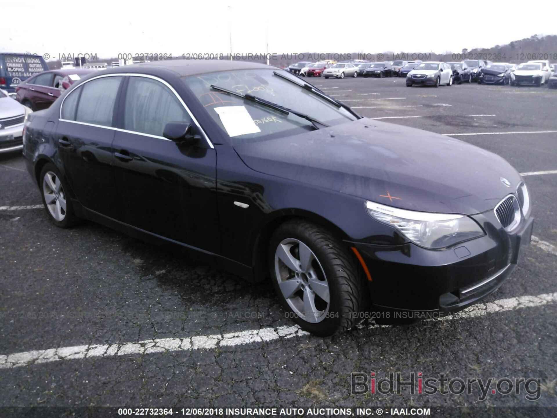 Photo WBANV13508CZ58695 - BMW 528 2008