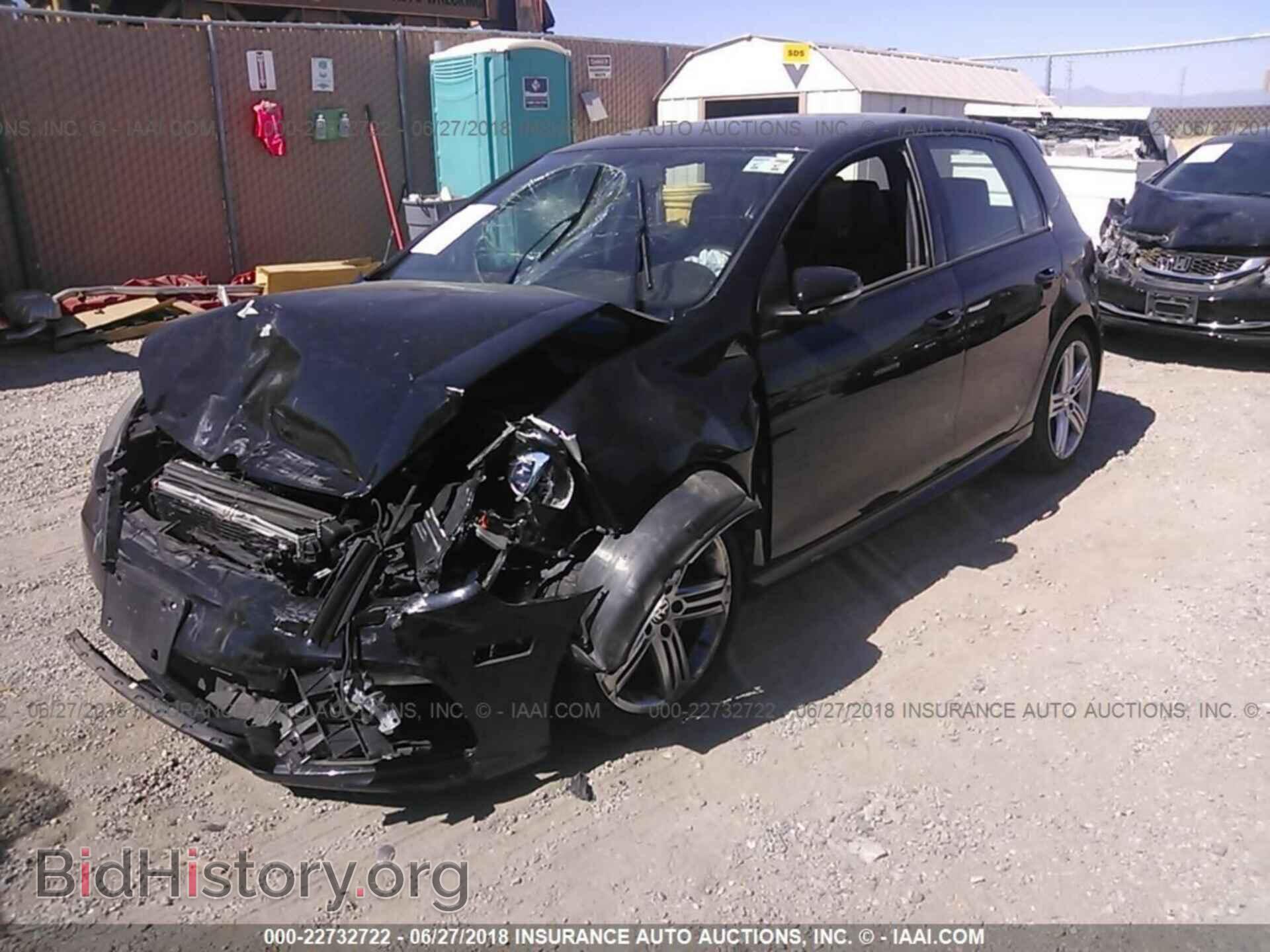 2012 Volkswagen Golf - VIN: WVWPF7AJ4CW219879 - Фото 2