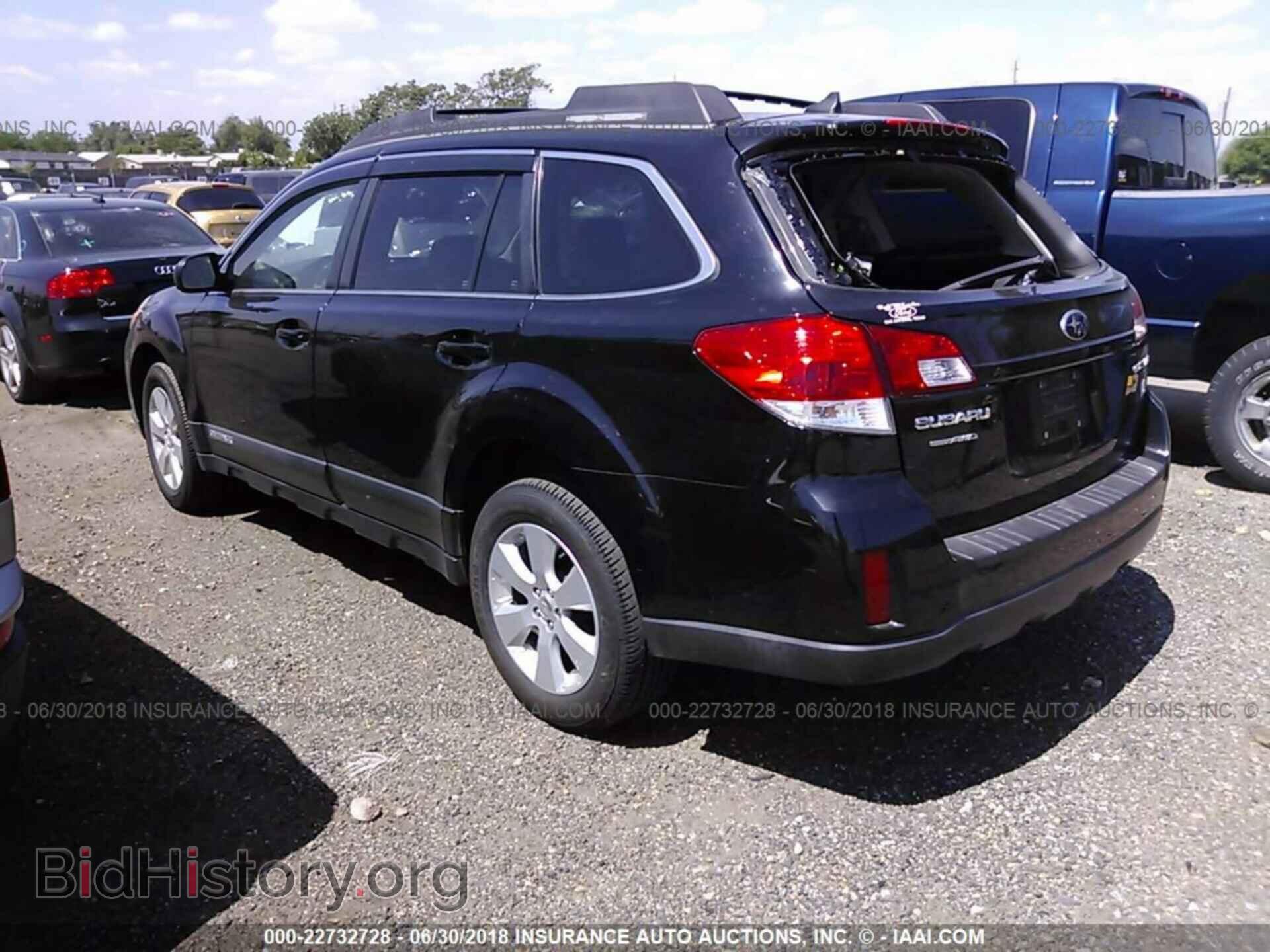 2011 Subaru Outback - VIN: 4S4BRCLC5B3315024 - Фото 3