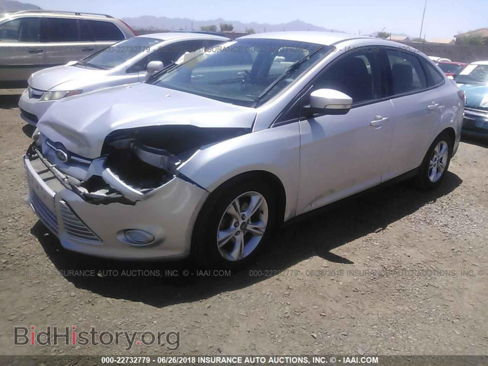 2013 Ford Focus - VIN: 1FADP3F26DL212810 - Photo 2