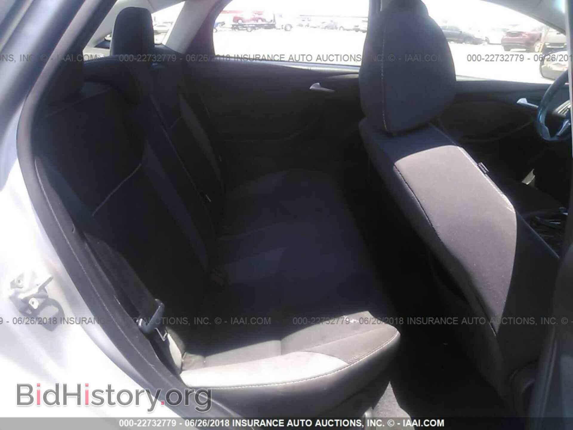 2013 Ford Focus - VIN: 1FADP3F26DL212810 - Photo 8