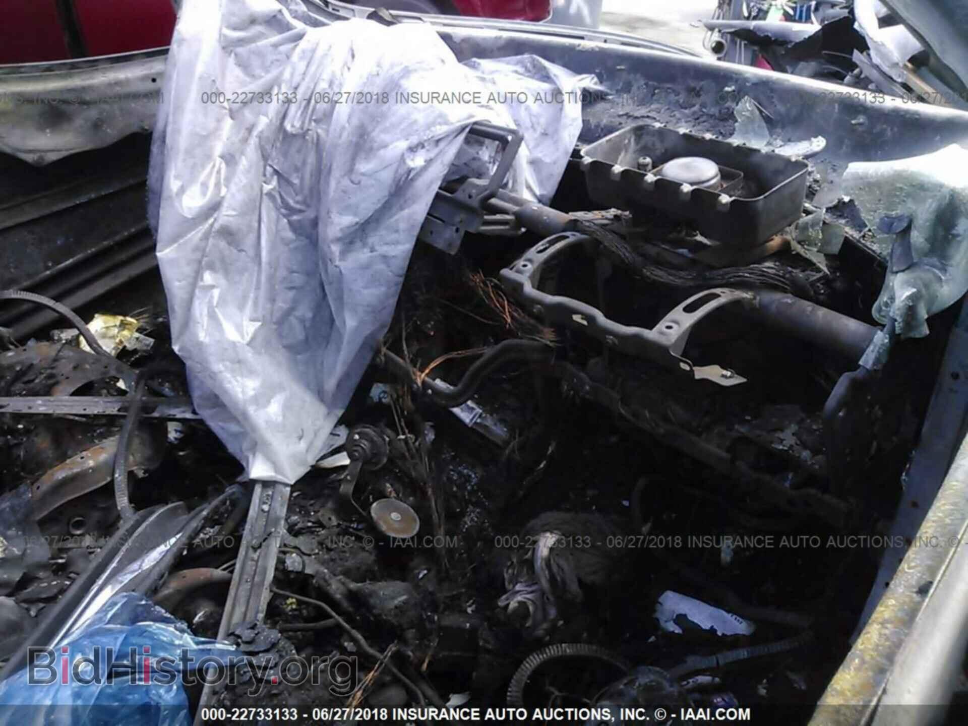 2014 Jeep Cherokee - VIN: 1C4PJLDB3EW148379 - Photo 5