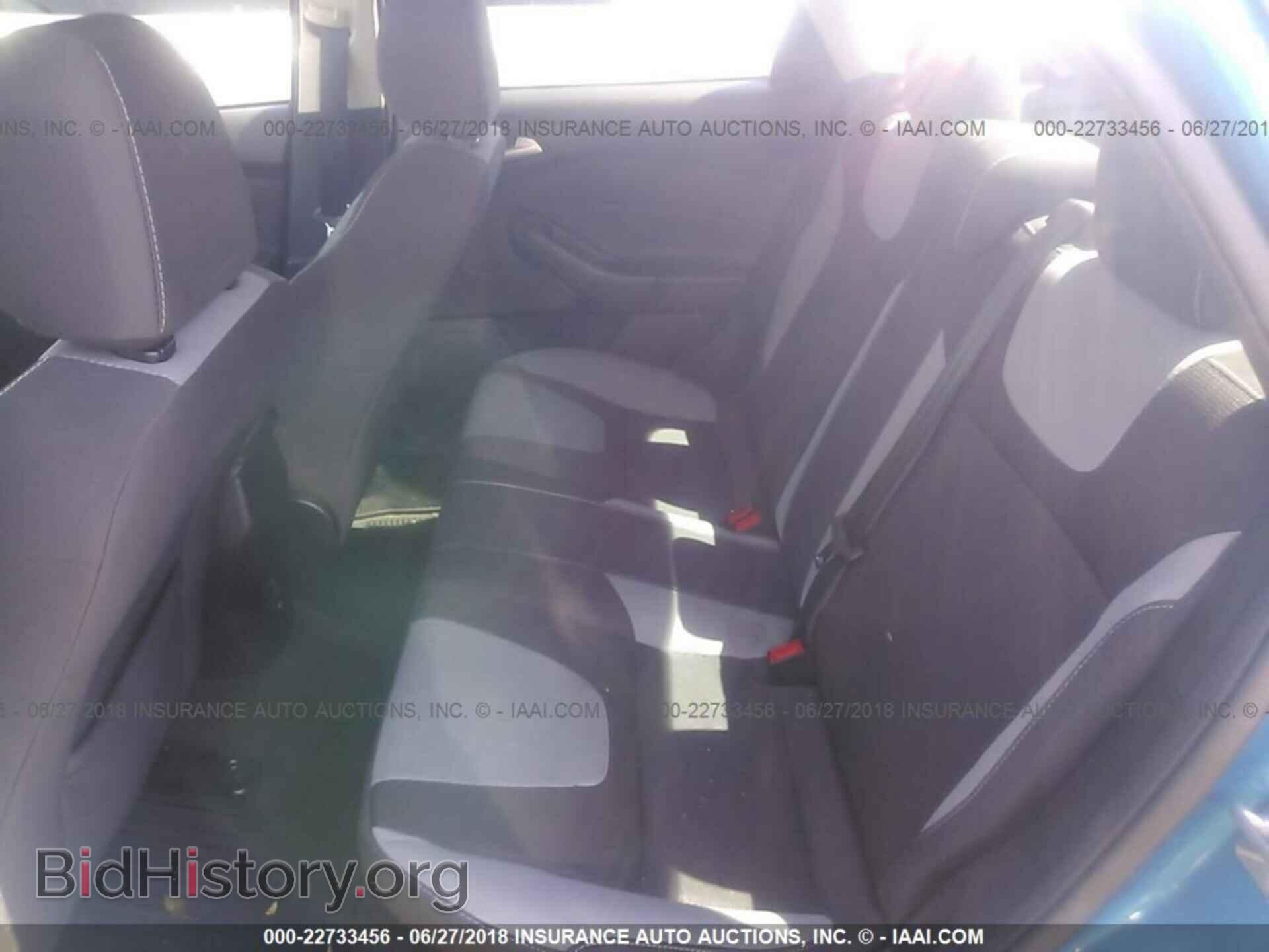 2014 Ford Focus - VIN: 1FADP3F20EL341532 - Photo 8