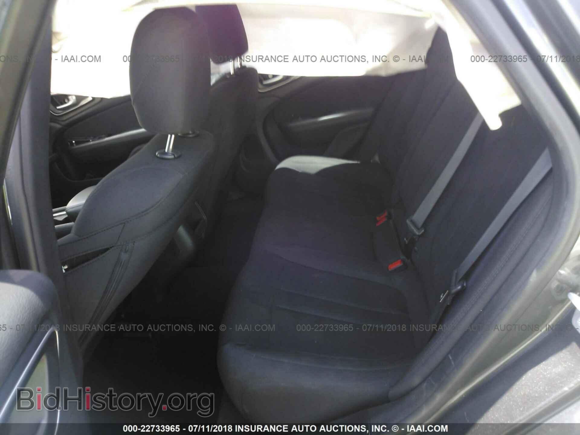 2015 Chrysler 200 - VIN: 1C3CCCAB3FN665786 - Photo 8