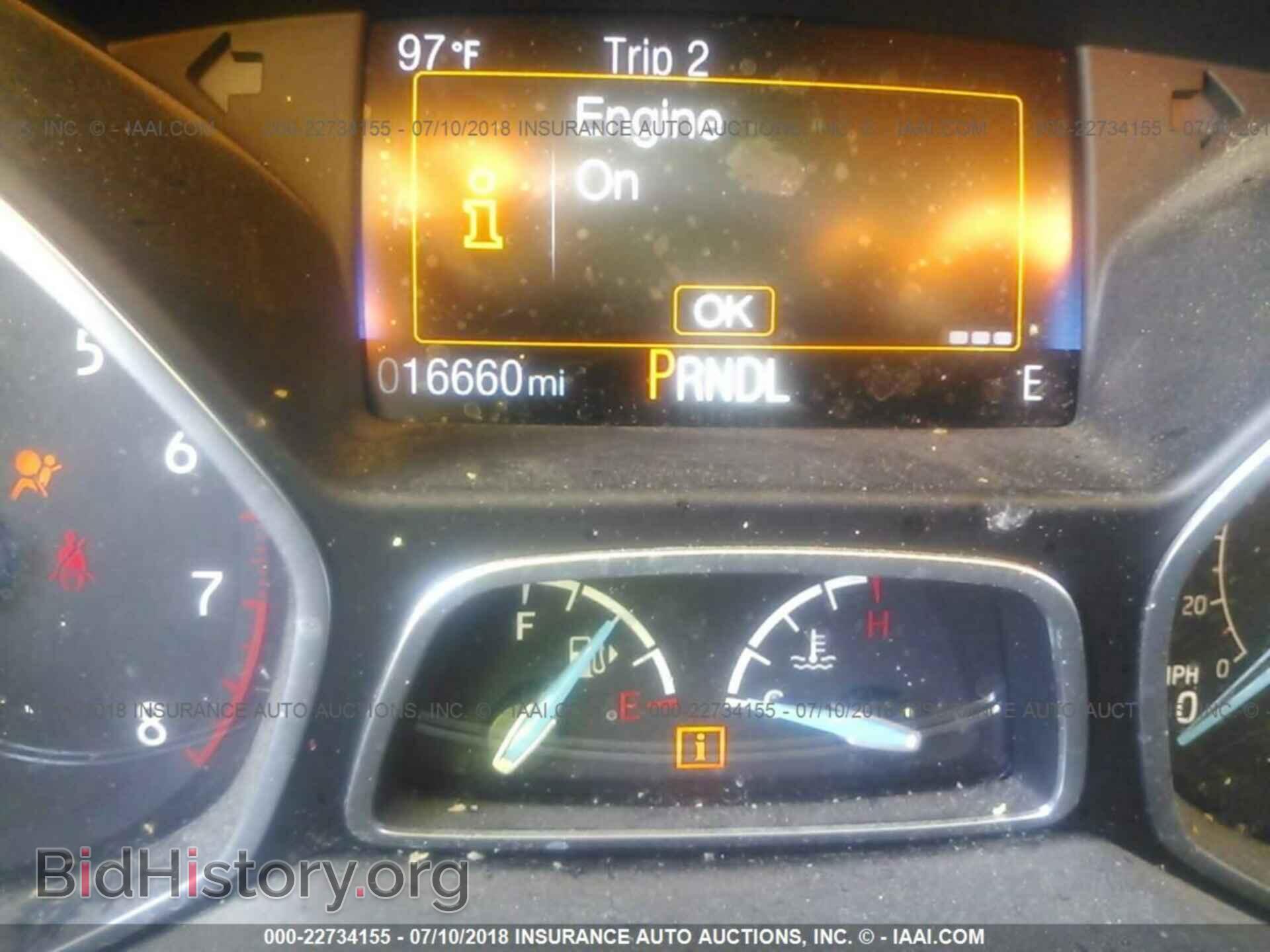 2016 Ford Focus - VIN: 1FADP3F28GL375656 - Photo 7