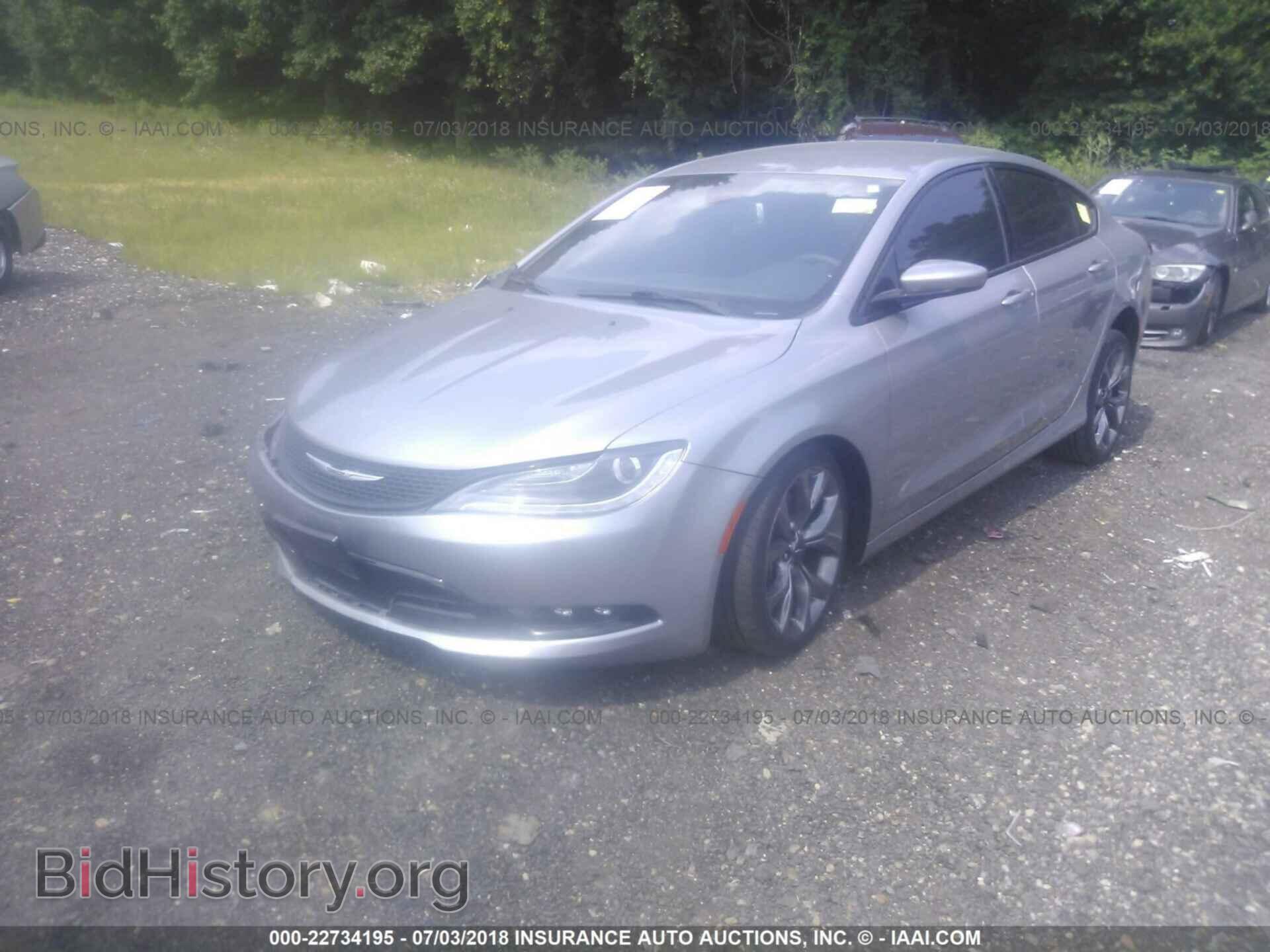 2015 Chrysler 200 - VIN: 1C3CCCDG0FN512015 - Photo 2