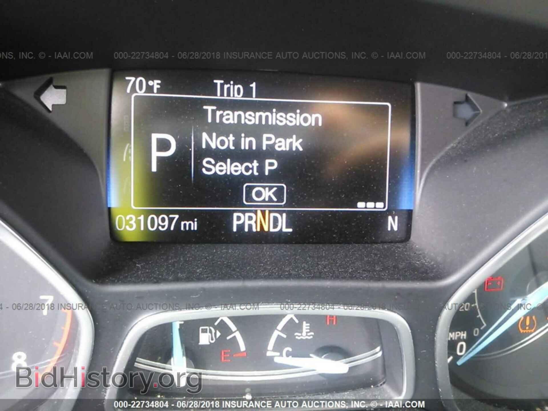 2016 Ford Focus - VIN: 1FADP3F24GL392390 - Photo 7