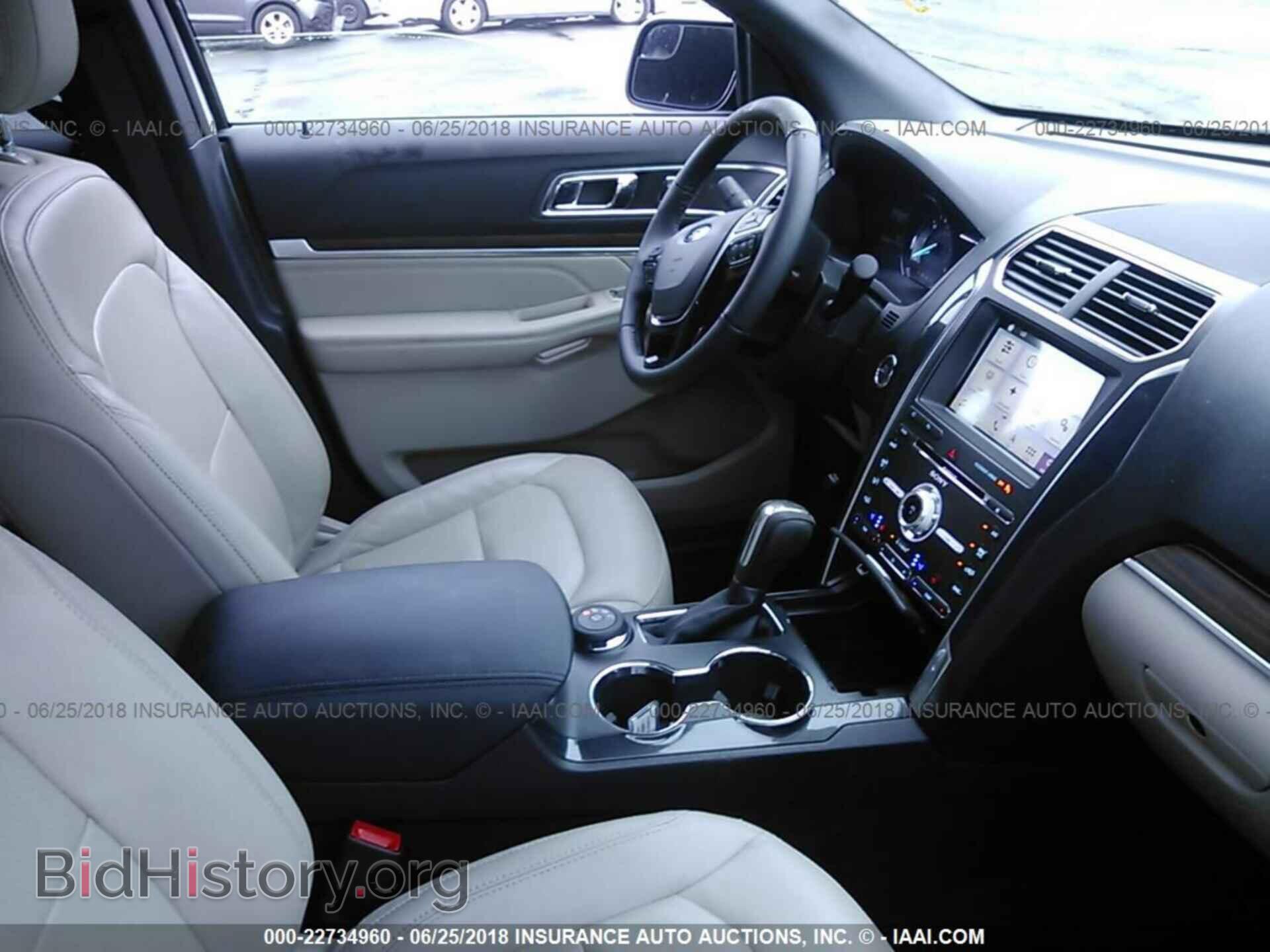 2018 Ford Explorer - VIN: 1FM5K8F83JGB13585 - Photo 5