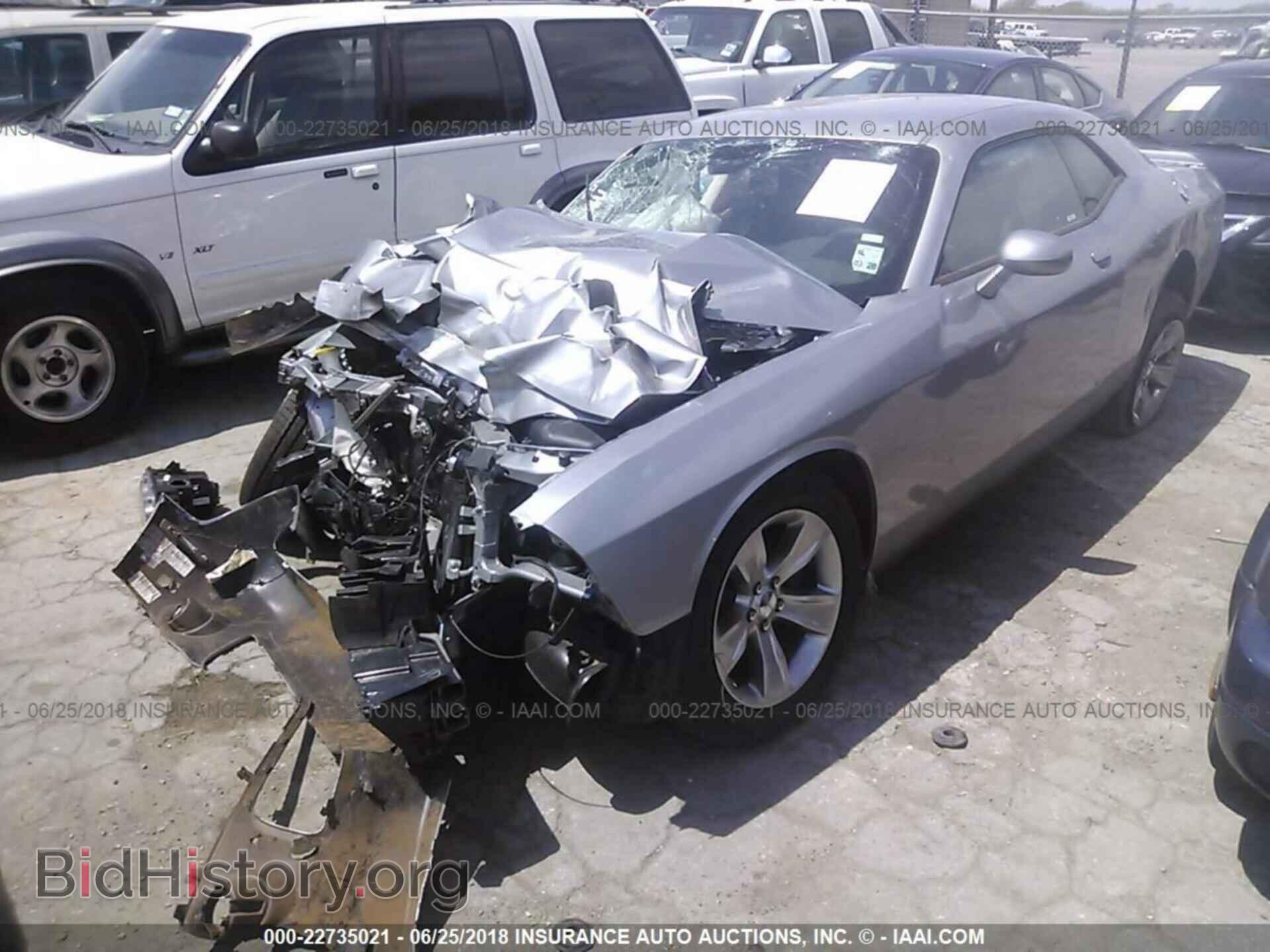 2018 Dodge Challenger - VIN: 2C3CDZAG2JH242744 - Photo 2