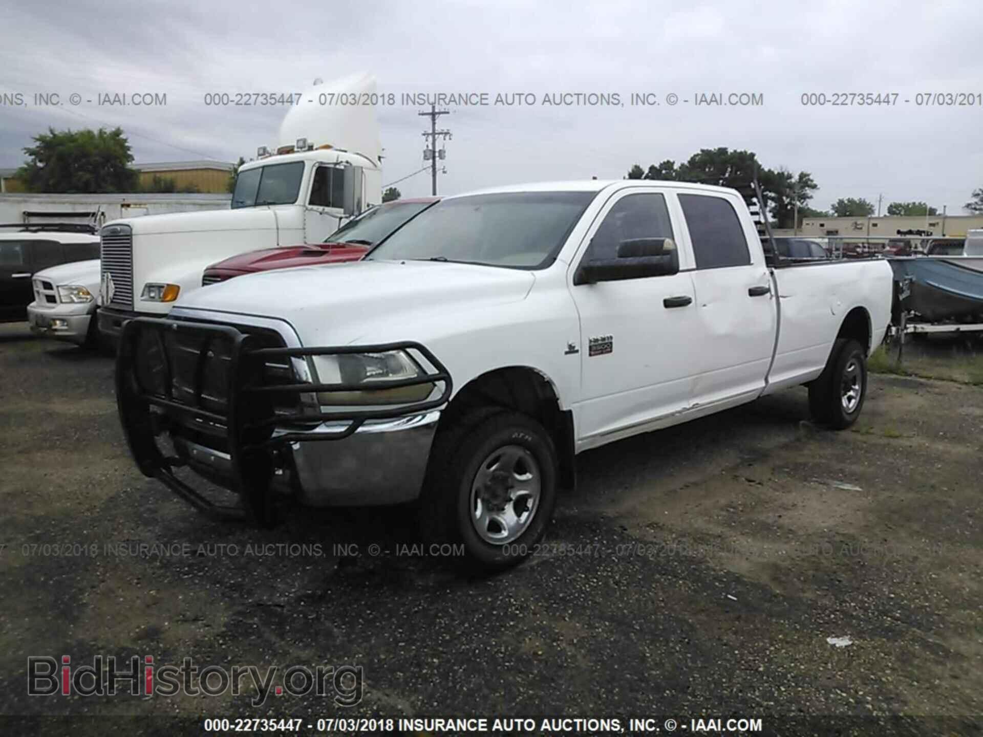 2011 Dodge Ram 3500 - VIN: 3D73Y3CL7BG543749 - Photo 2